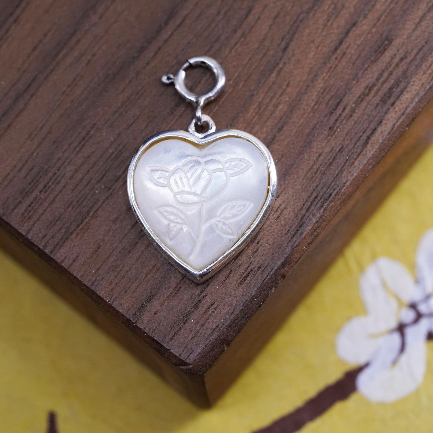Sterling silver pendant, 925 heart pendant with carved flower mother of pearl