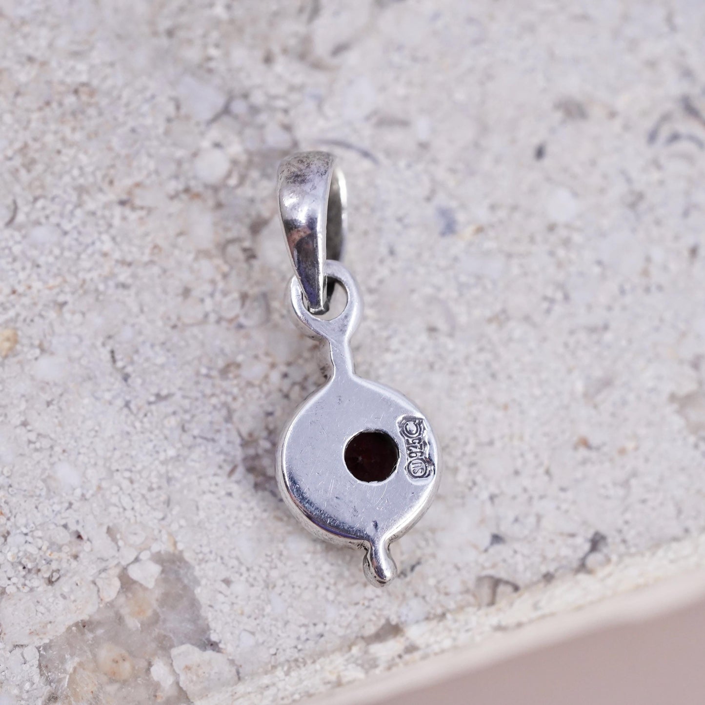Vintage Sterling silver 925 handmade circle pendant with ruby