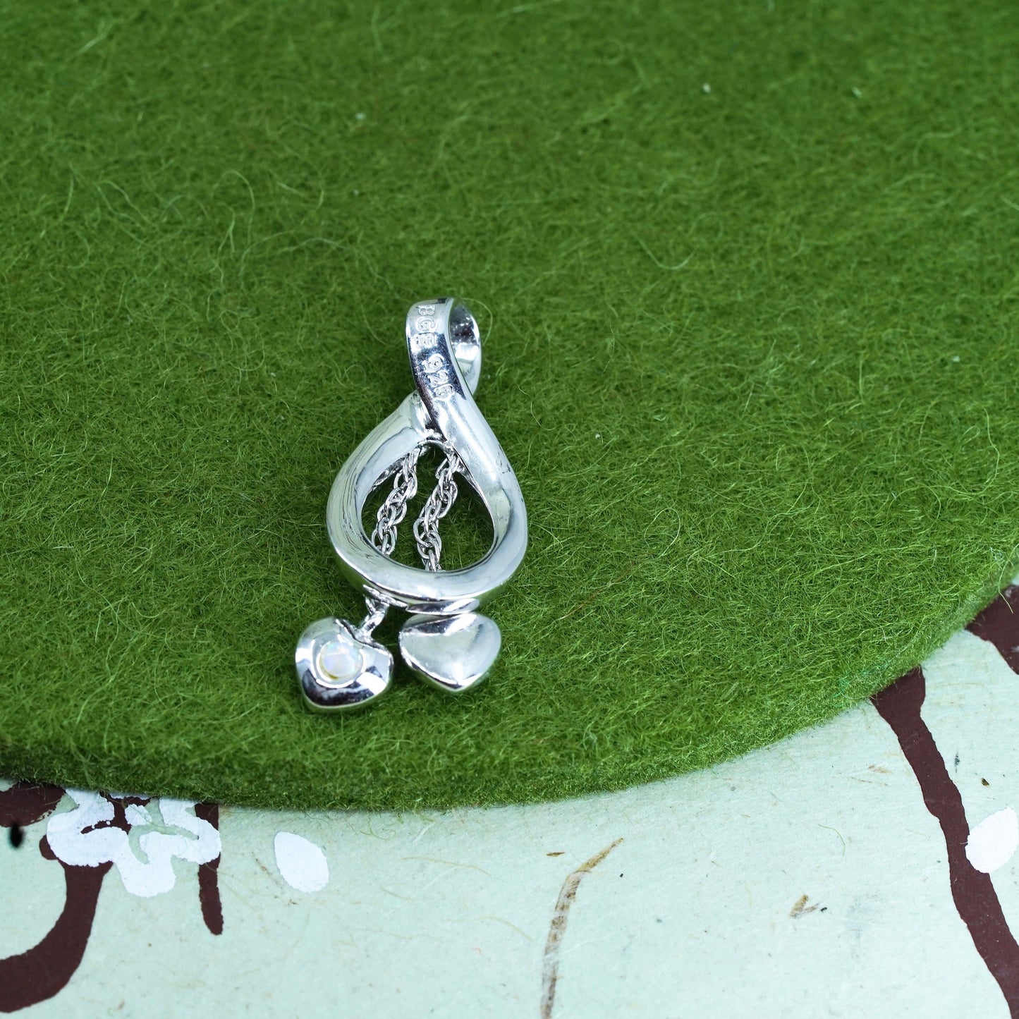 BGE Sterling silver pendant, 925 teardrop charm with heart charms “Jean Bob