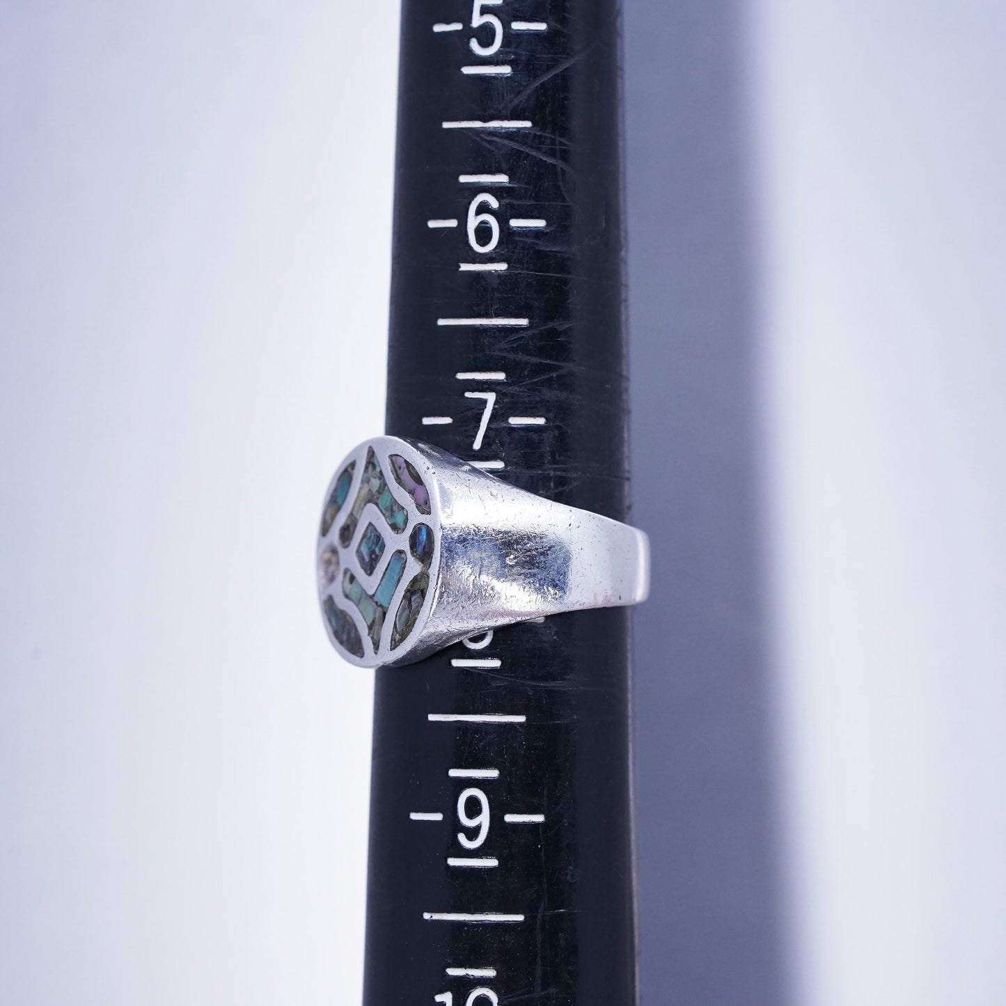 Size 7.5, Vintage southwestern 925 silver handmade ring with abalone