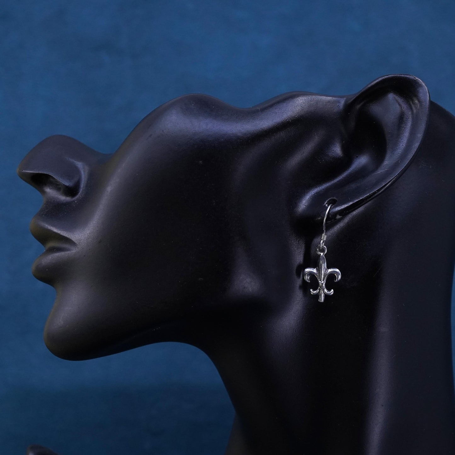 Vintage Sterling silver handmade earrings, 925 French fleur-de-lis drops