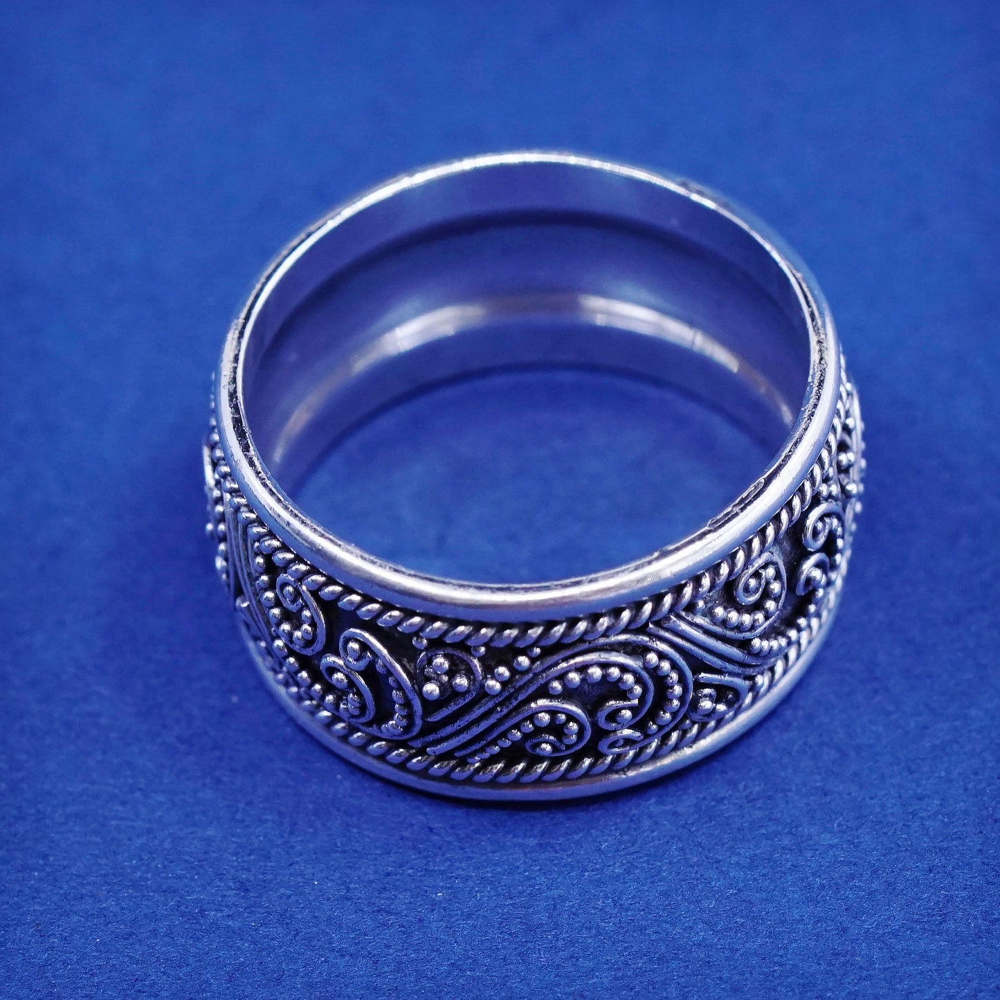 Size 8.25, vintage Sterling silver handmade band, 925 swirl ring with beads