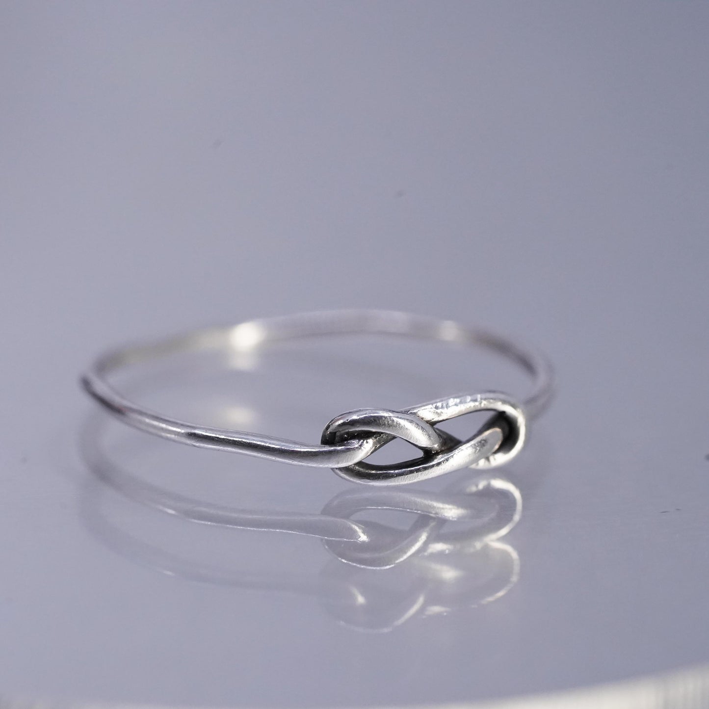 Size 8, vintage Sterling 925 silver handmade ring, knotted band