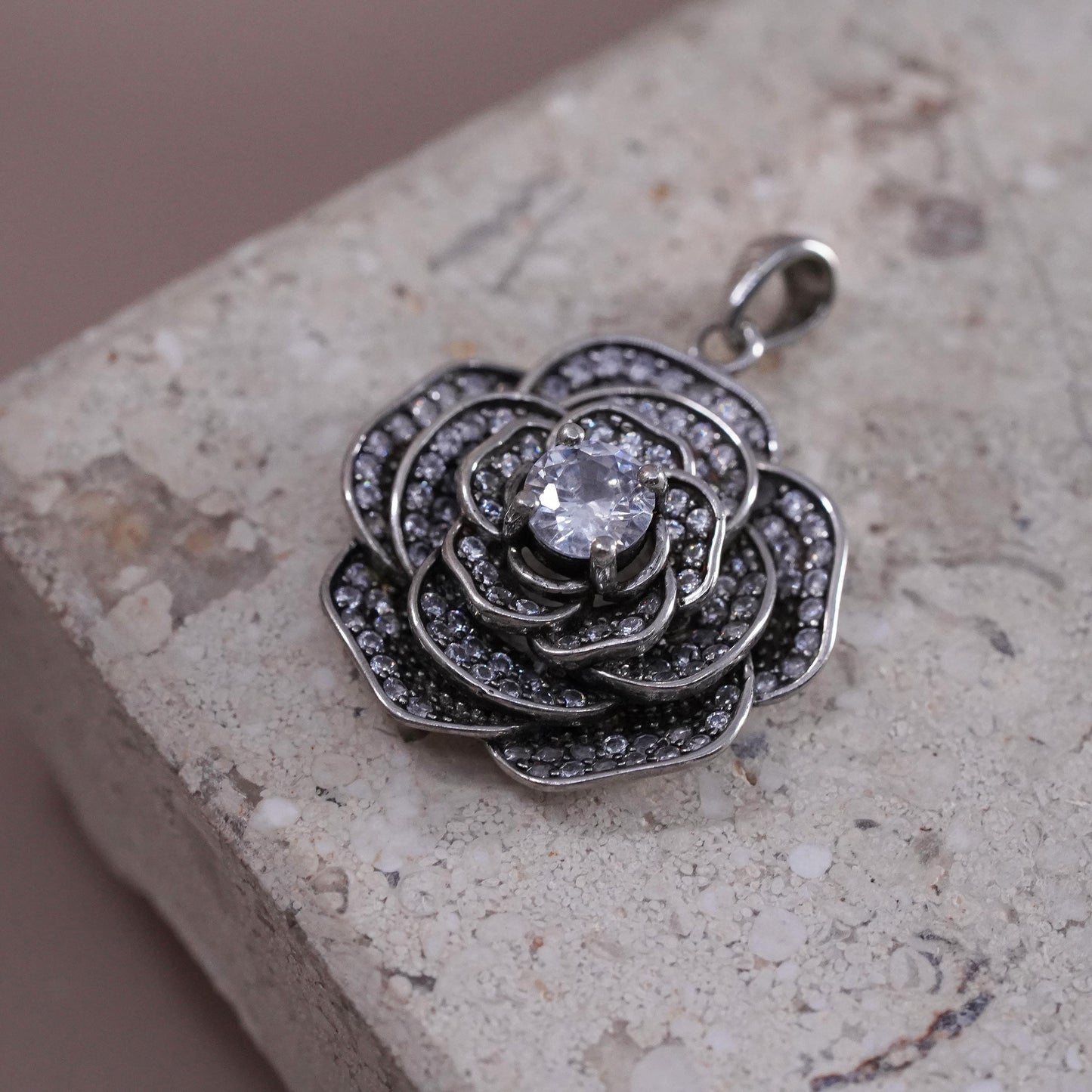 Vintage sterling silver handmade pendant, 925 flower circle with cluster cz