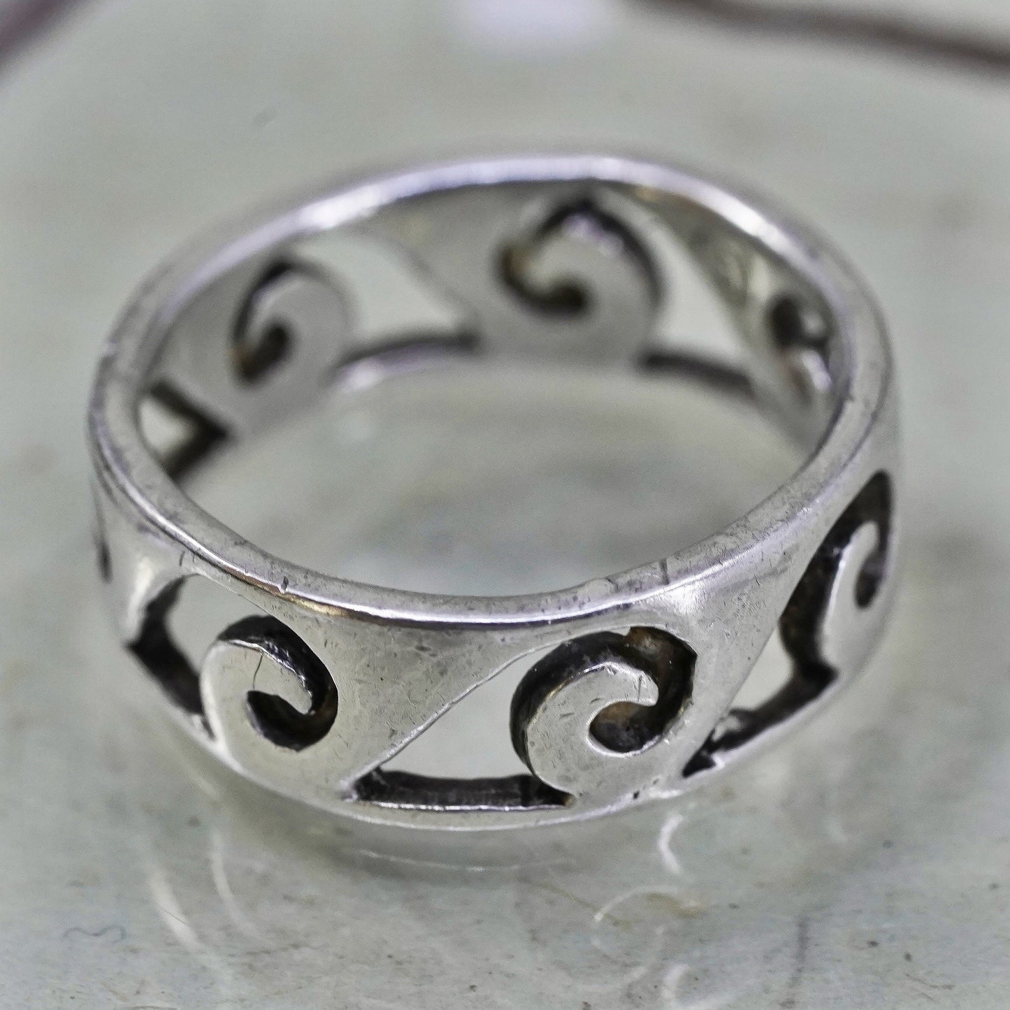 Size 5.5, vintage Mexico Sterling silver handmade ring, wavy 925 band