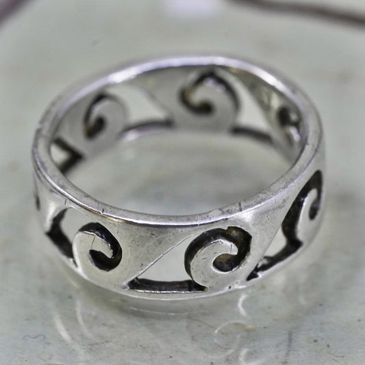 Size 5.5, vintage Mexico Sterling silver handmade ring, wavy 925 band