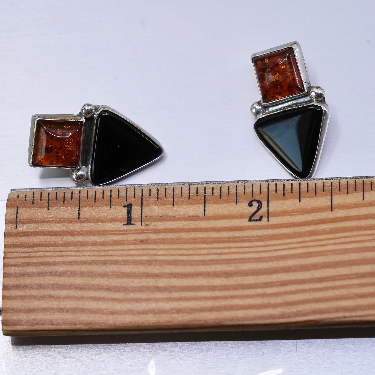 Vintage Native American sterling 925 silver studs earrings w/ amber onyx inlay