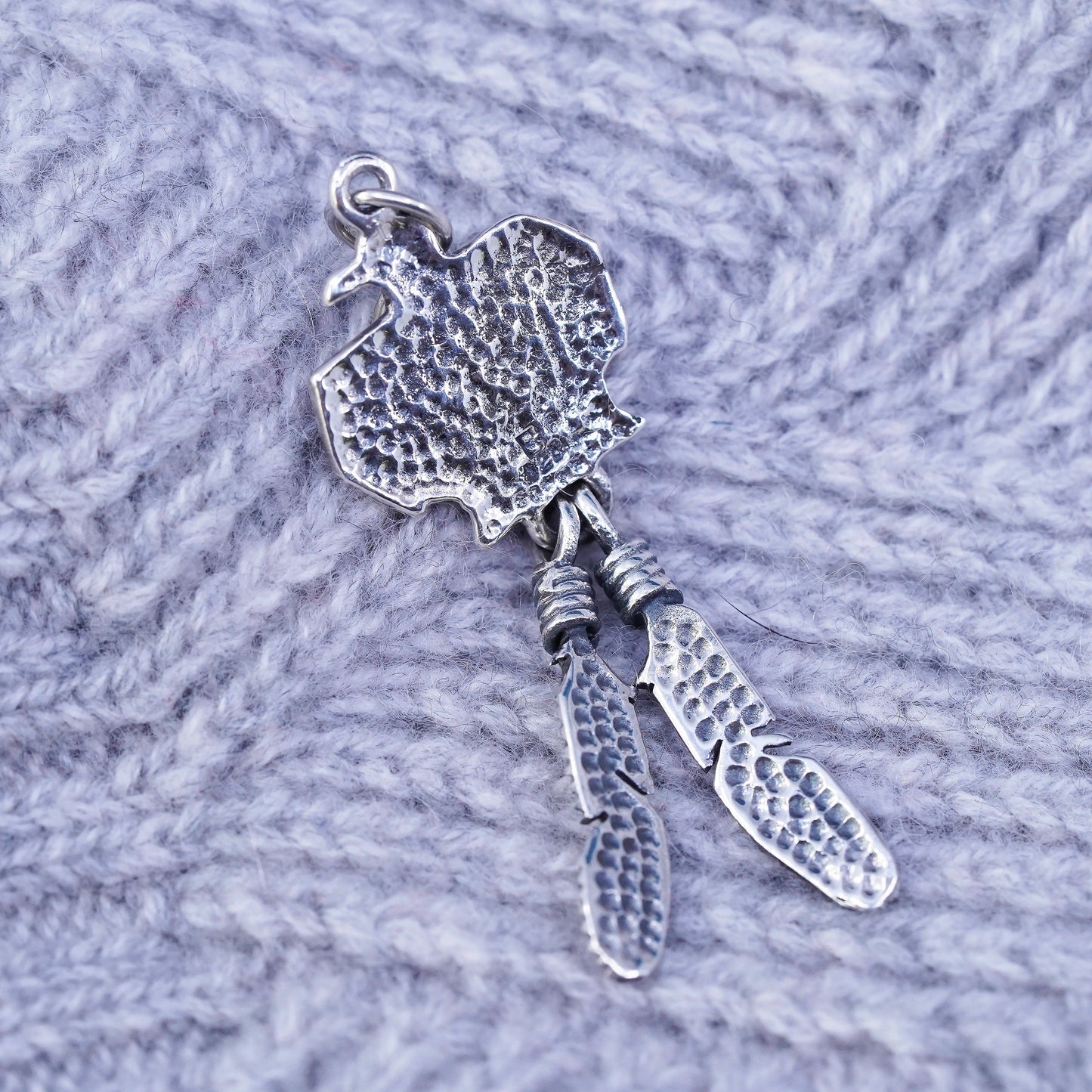 Native American Zuni Sterling 925 silver eagle Pendant feathers mother of pearl