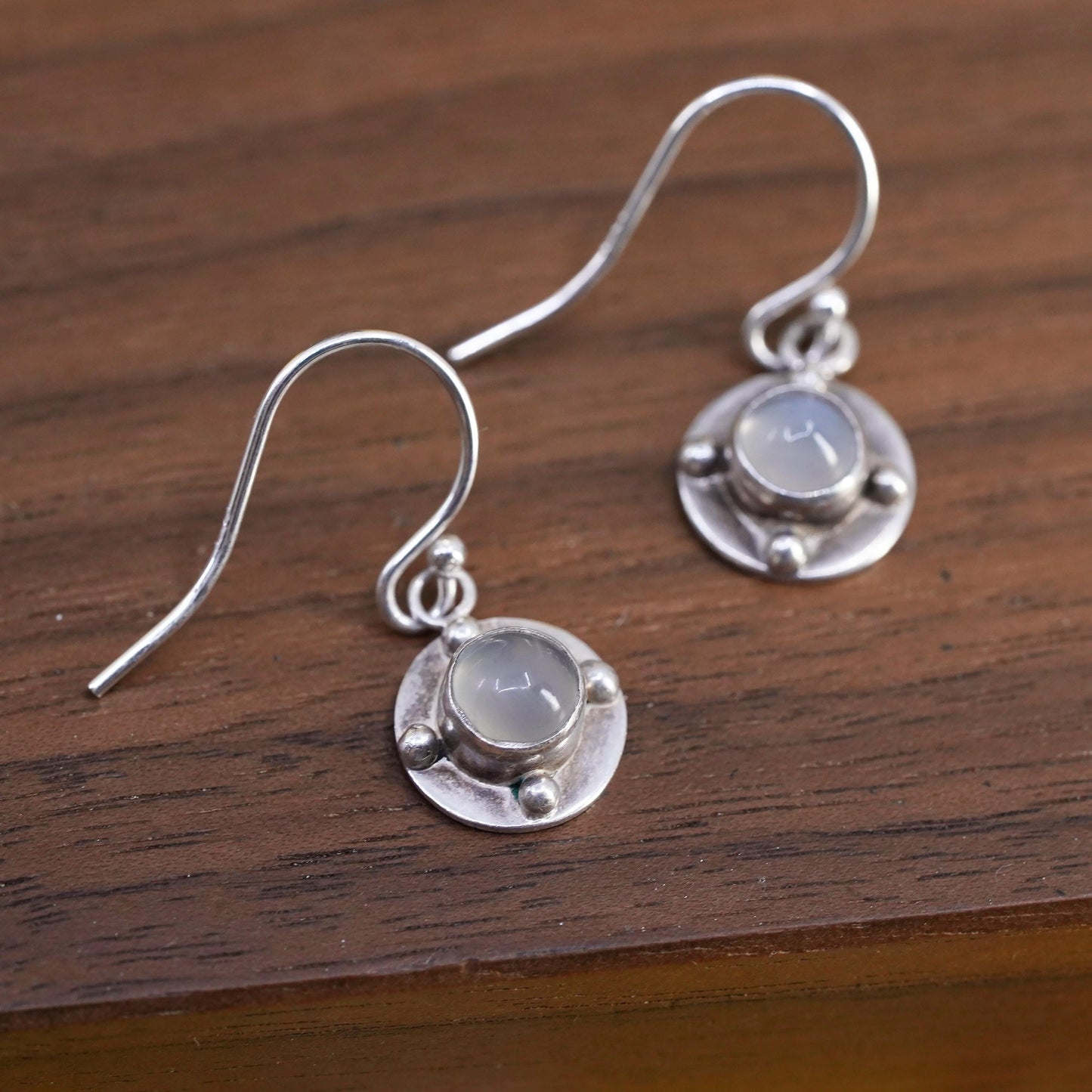 Vintage Sterling 925 silver handmade earrings with white cat's eye beads