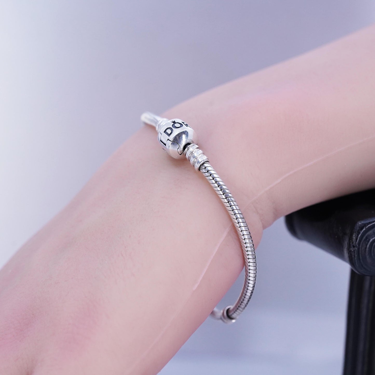 6.75”, Pandora Sterling 925 silver bracelet, bold snake link chain bead charm