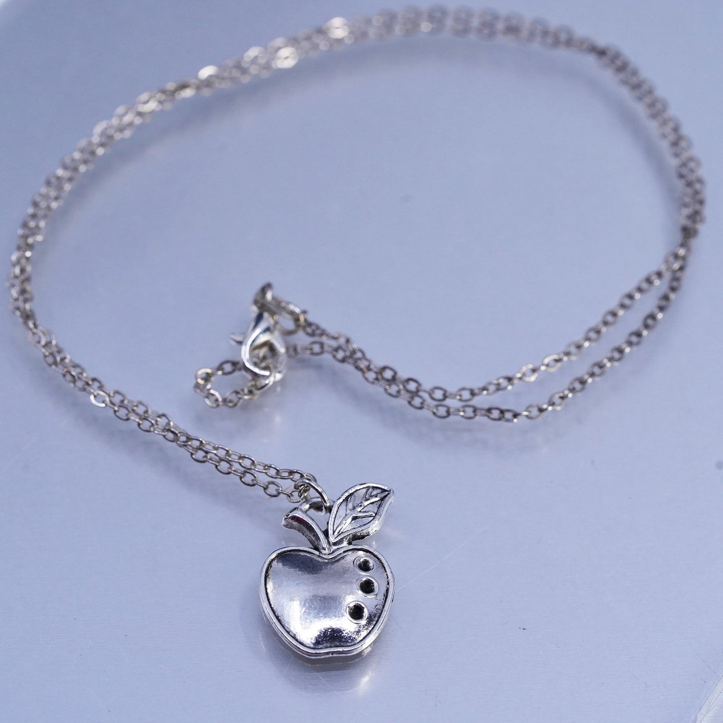 18", vintage Sterling 925 silver flatten circle chain necklace apple pendant