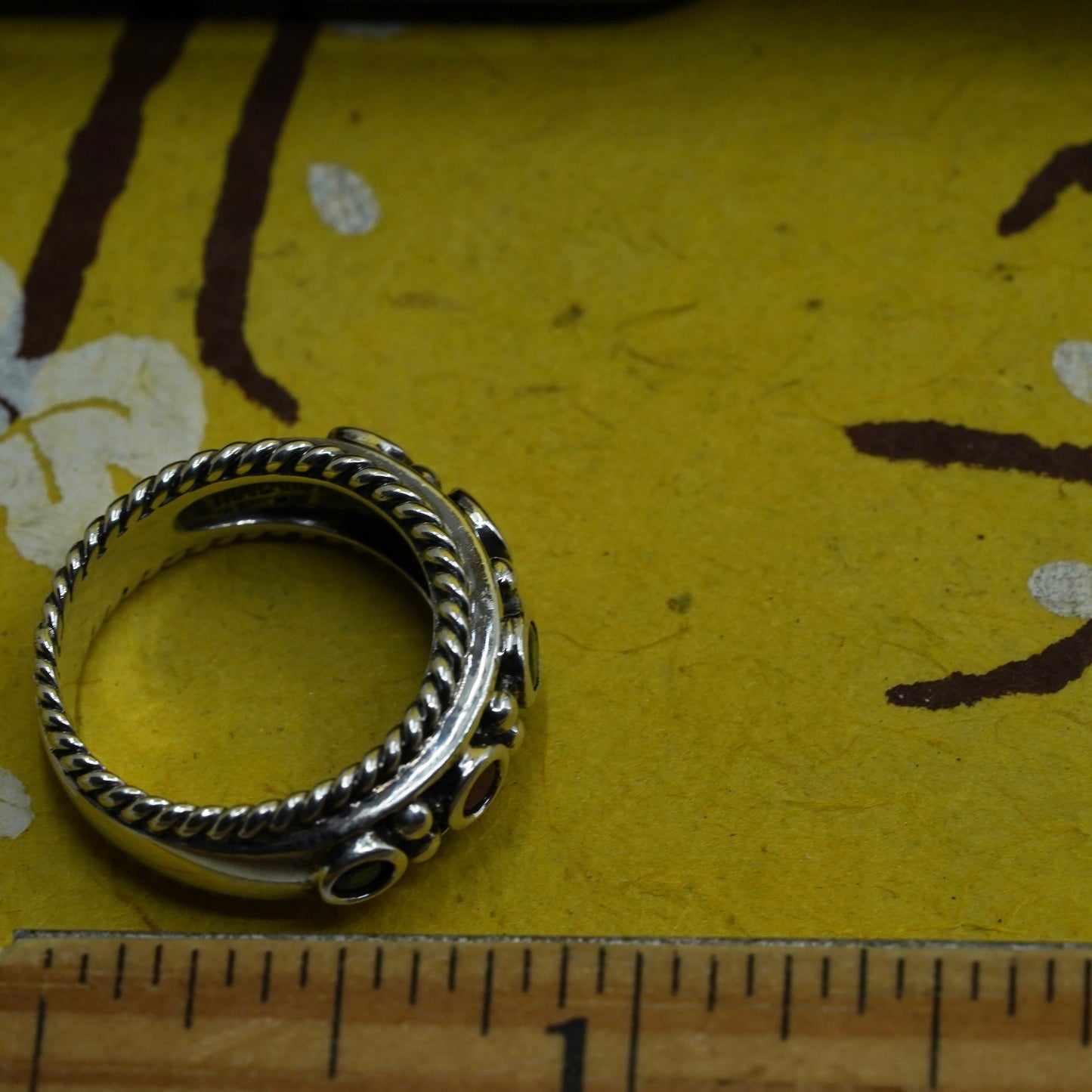 Size 6, sterling 925 silver handmade band ring with emerald ruby and garnet