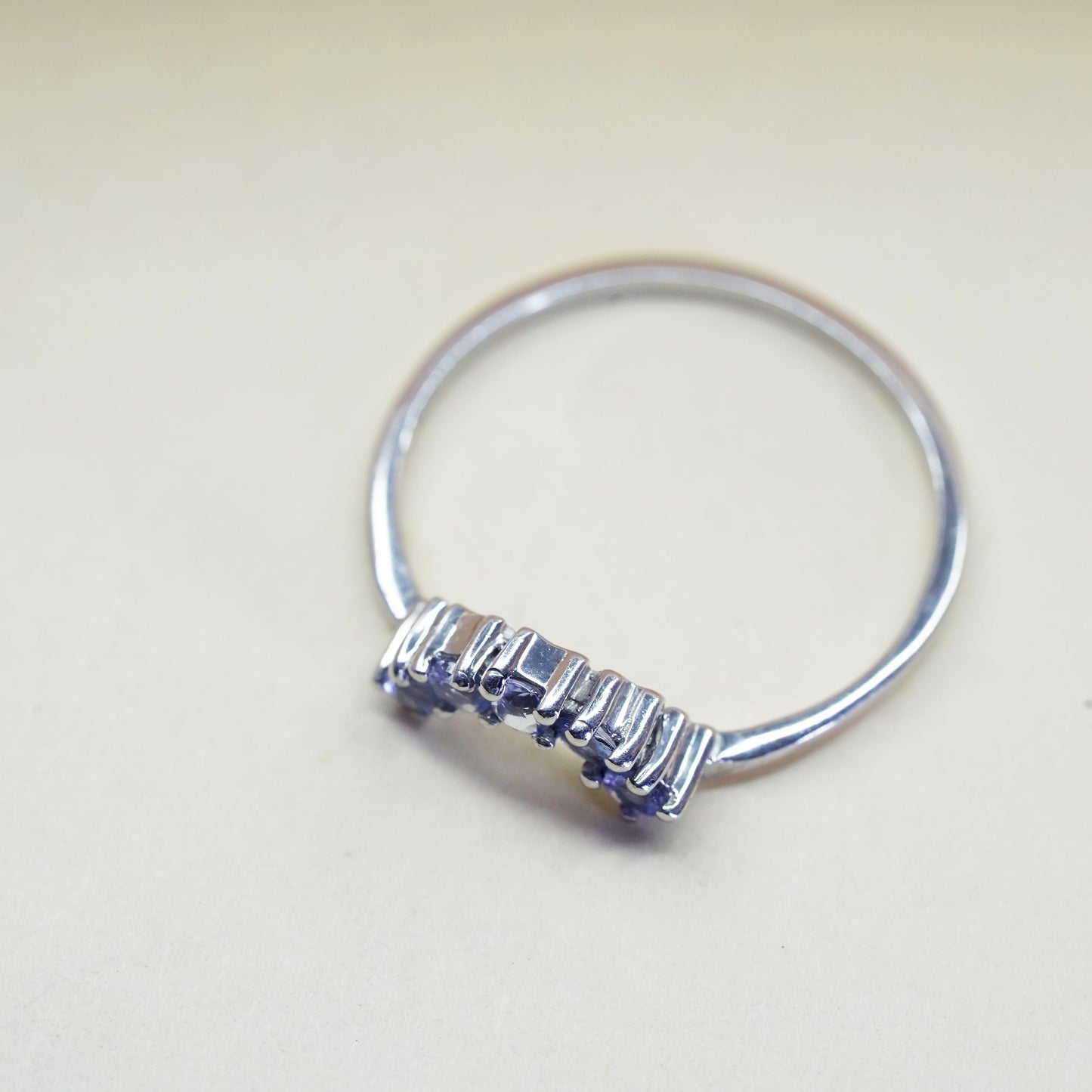 Size 8.25, Vintage sterling 925 silver stackable ring with amethyst, modernist