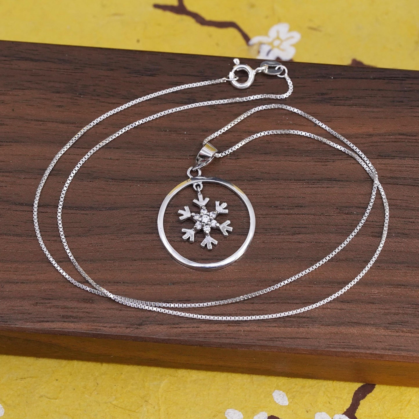 18”, Vintage Sterling silver necklace, 925 box chain cz snowflake charm pendant