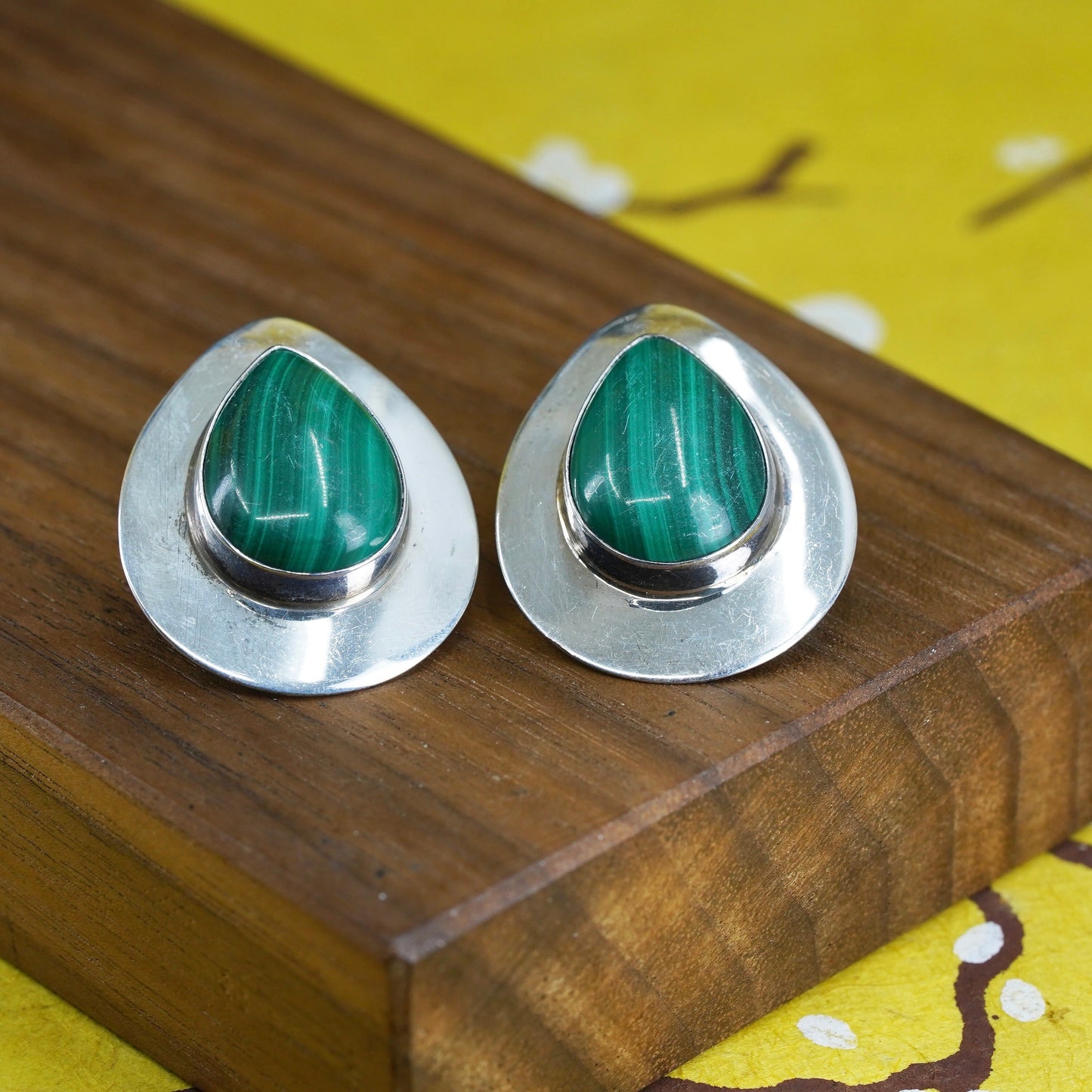 Native American SR Sterling Silver Earrings, teardrop 925 studs malachite inlay