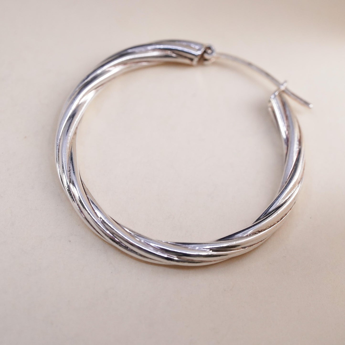 1.25", VTG Italian sterling silver loop single earring, twisted textured hoop