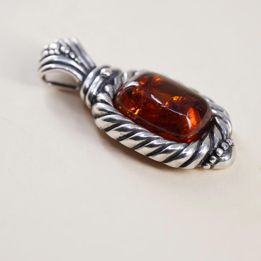 Vintage Sterling 925 silver handmade pendant with amber and cable around