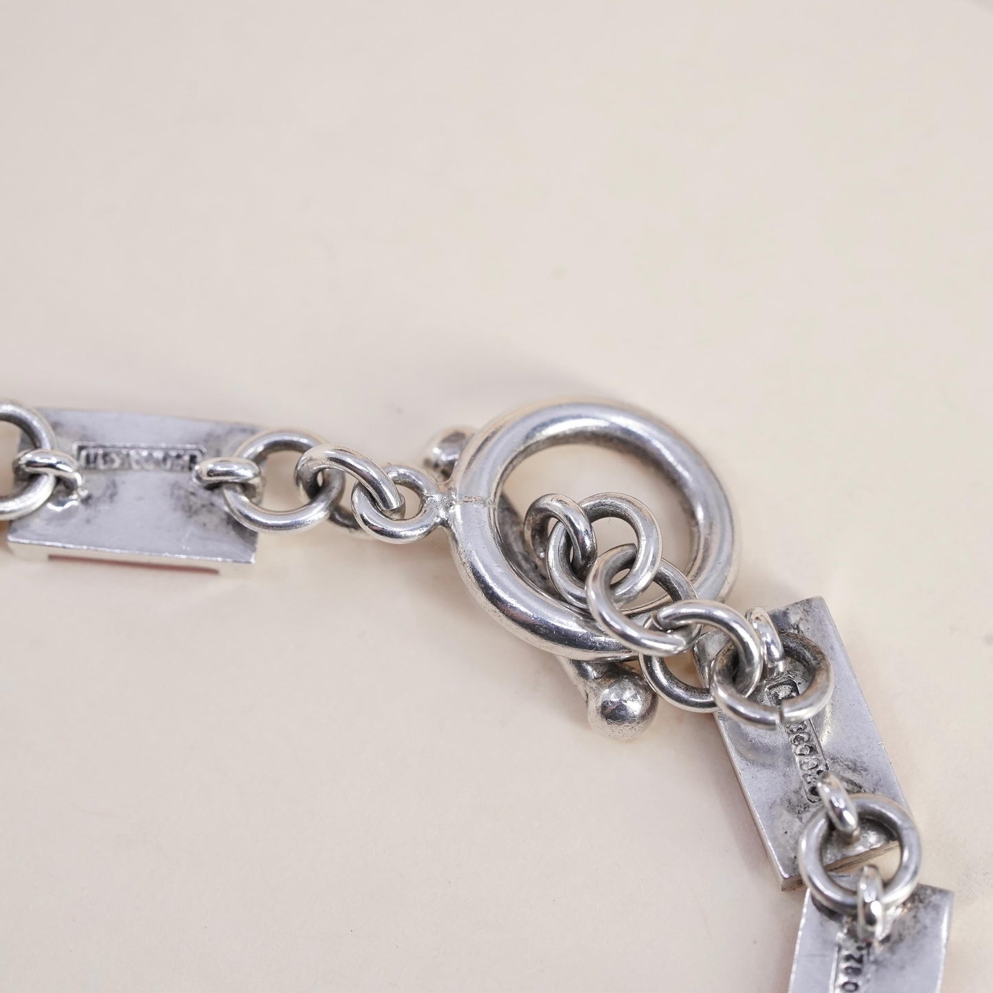 7", Vintage southwestern Sterling 925 silver tennis bracelet w/ red onyx inlay