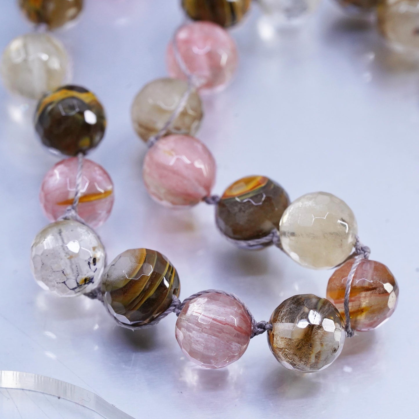 16", Vintage handmade agate pink quartz handmade linens thread necklace