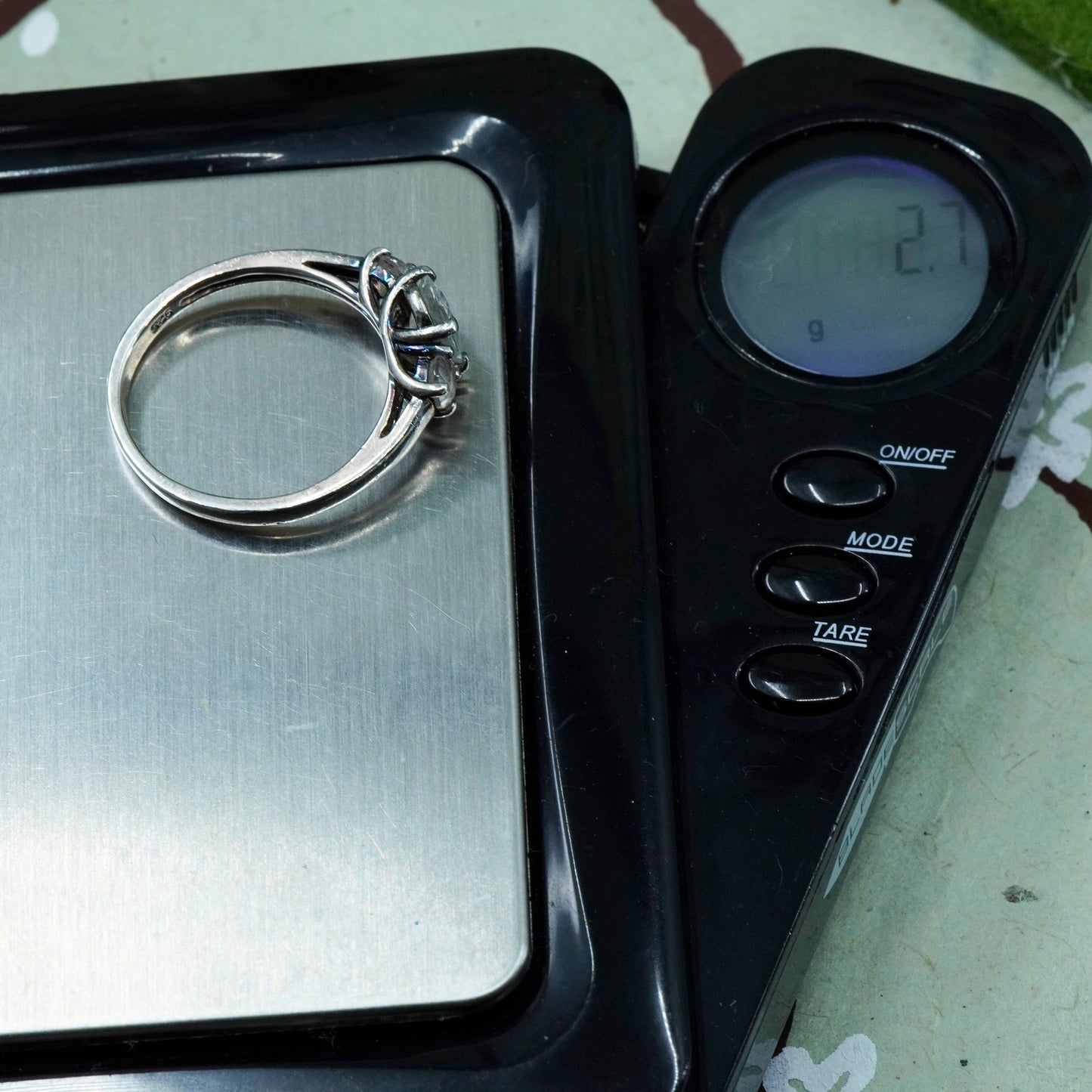 Size 8.5, Sterling 925 silver ring with round CZ cluster