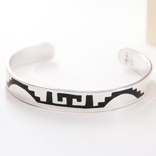 7", vintage Mexican Sterling silver handmade cuff, 925 bracelet w/ black enamel