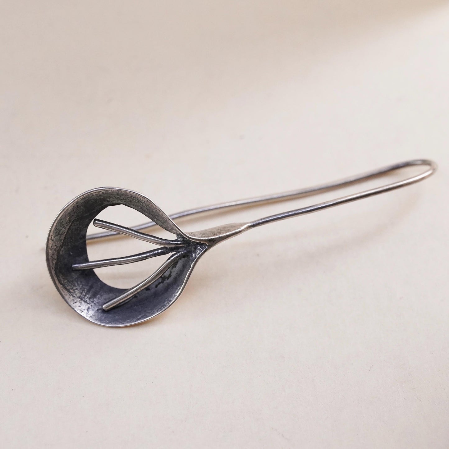 vintage modernist sterling silver 925 handmade single teardrop earring
