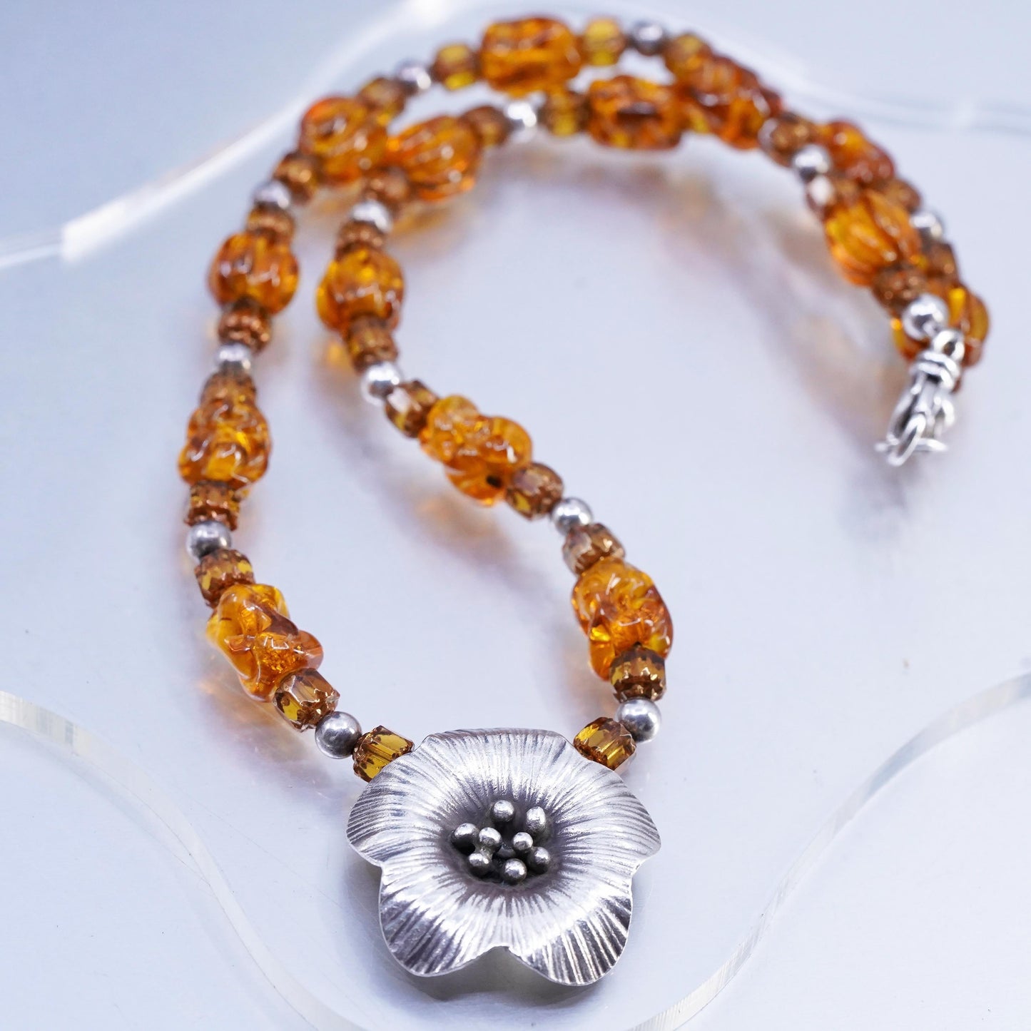 17", 925 Sterling 925 Silver Necklace with Amber beads and flower pendant