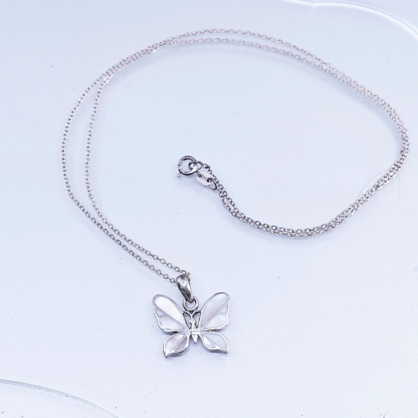 18", Sterling 925 silver circle necklace mother of pearl butterfly pendant