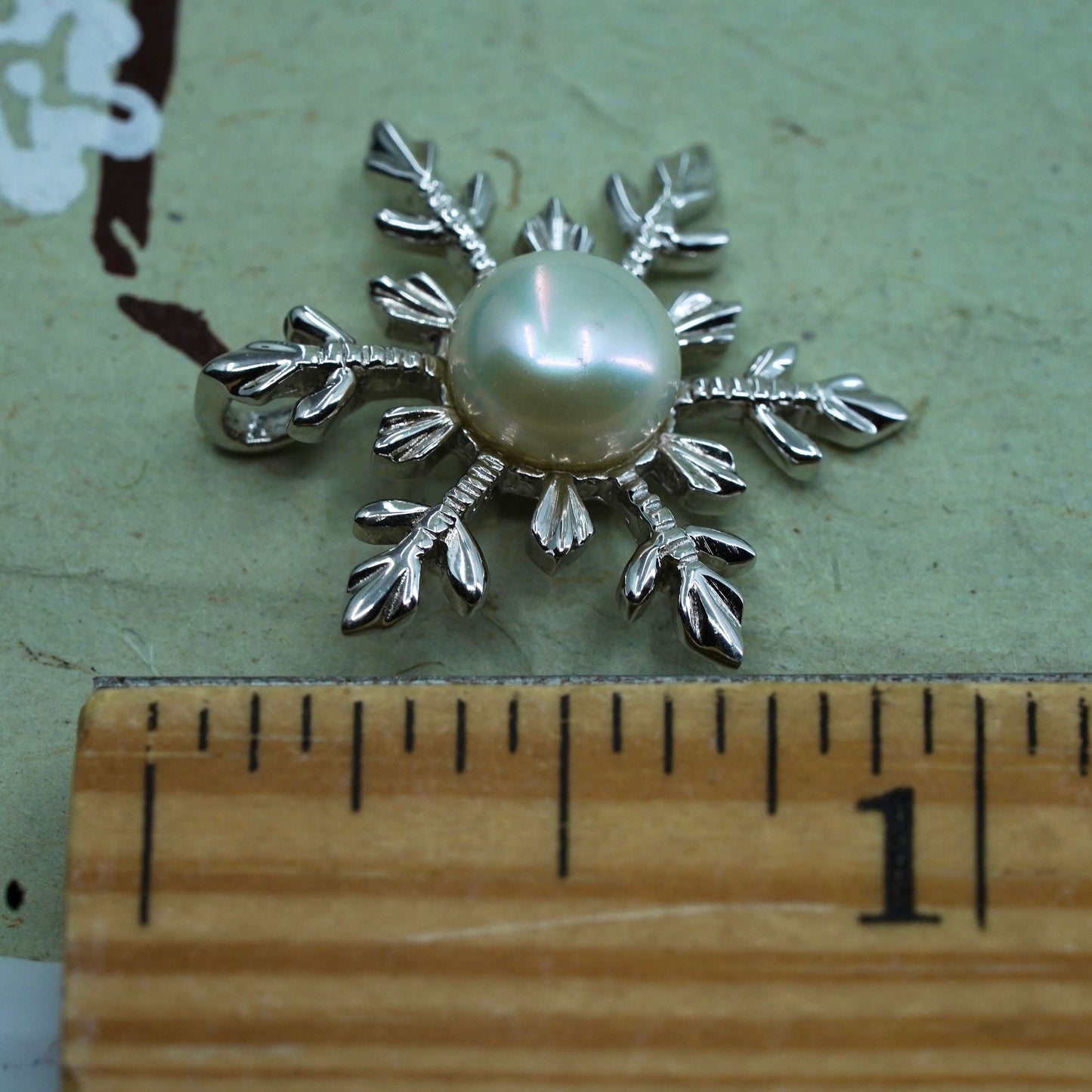 Vintage IPS Sterling 925 silver pendant snowflake with pearl