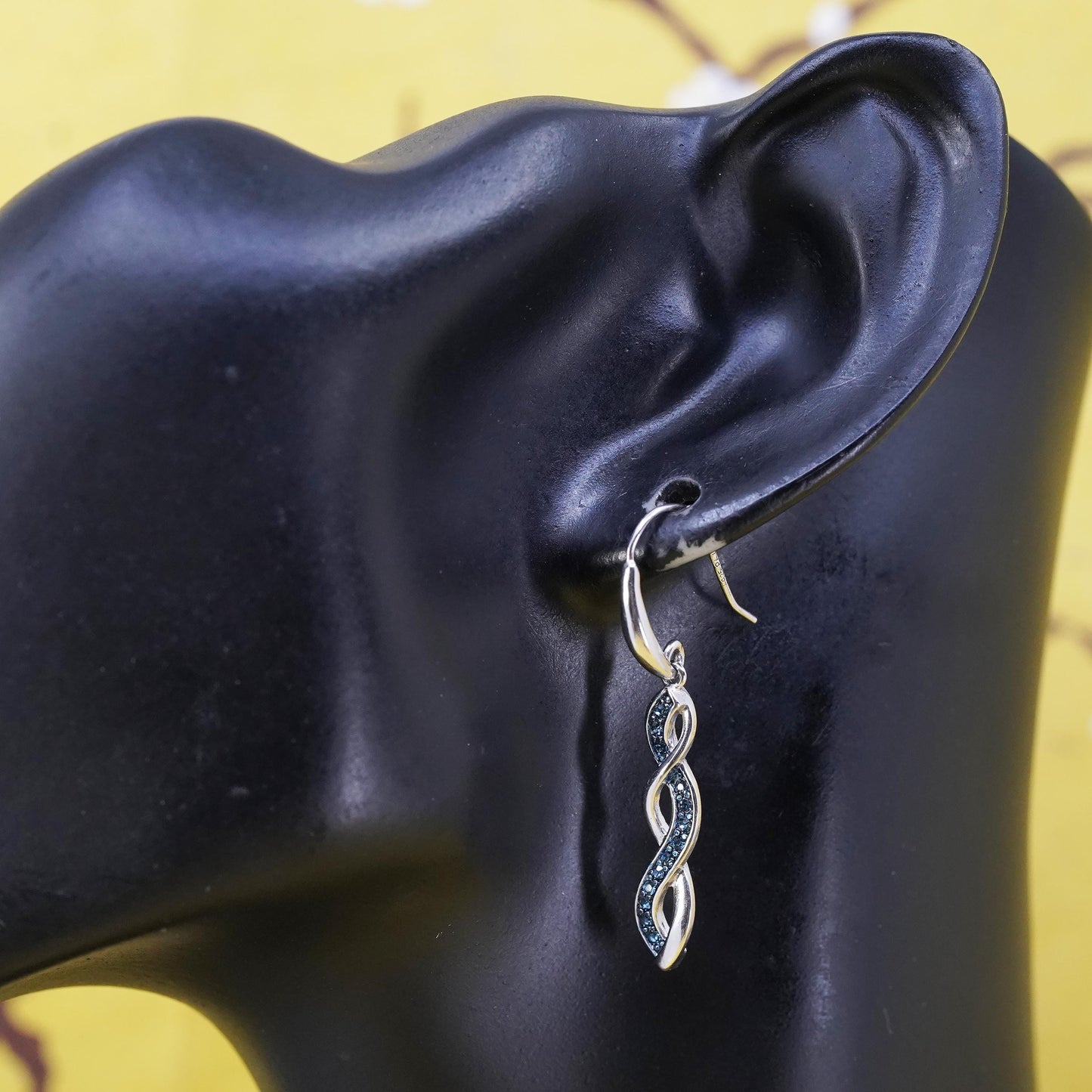 Vintage Sterling 925 silver handmade earrings with cluster sapphire