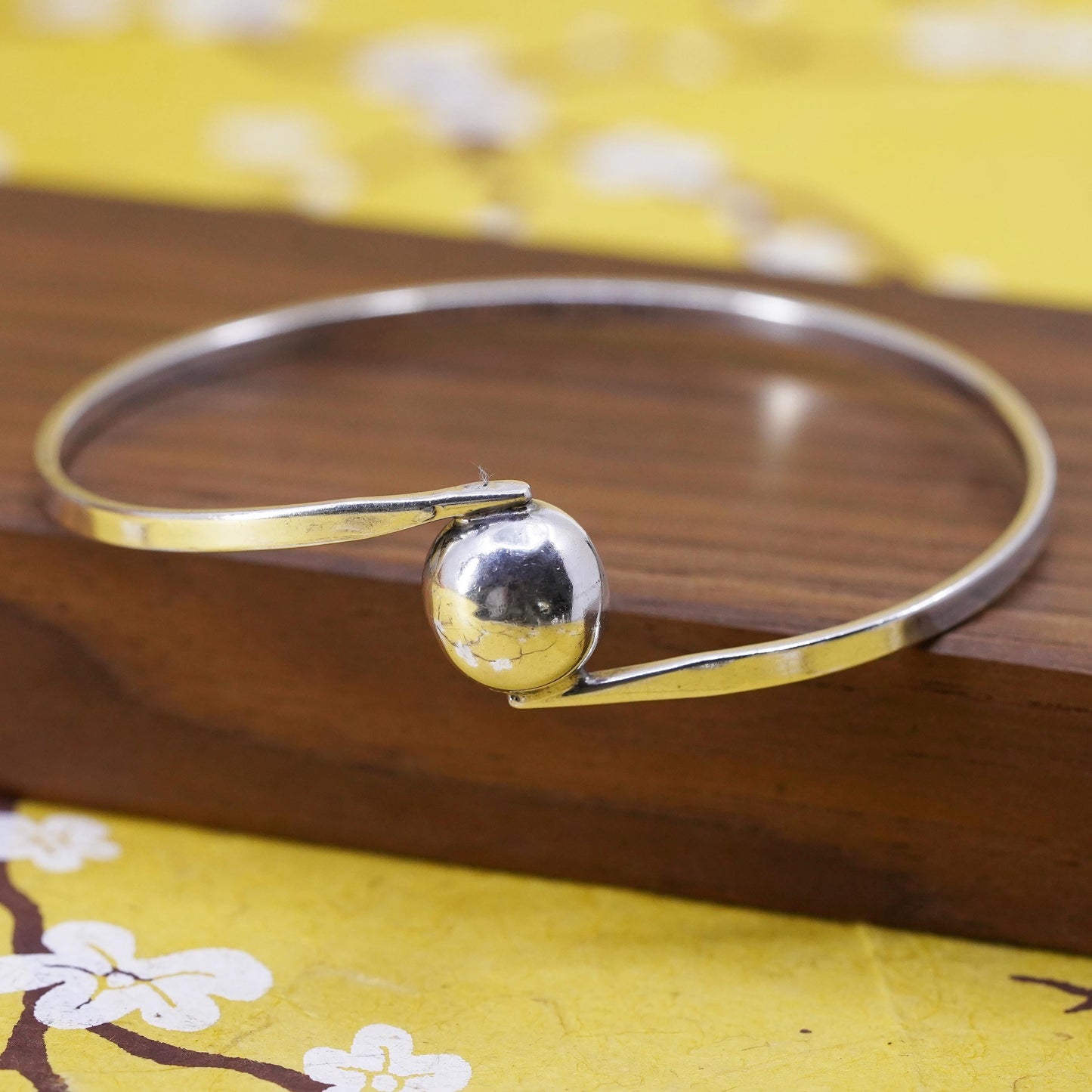 7.75", Vintage sterling silver handmade bracelet, 925 bangle with bead