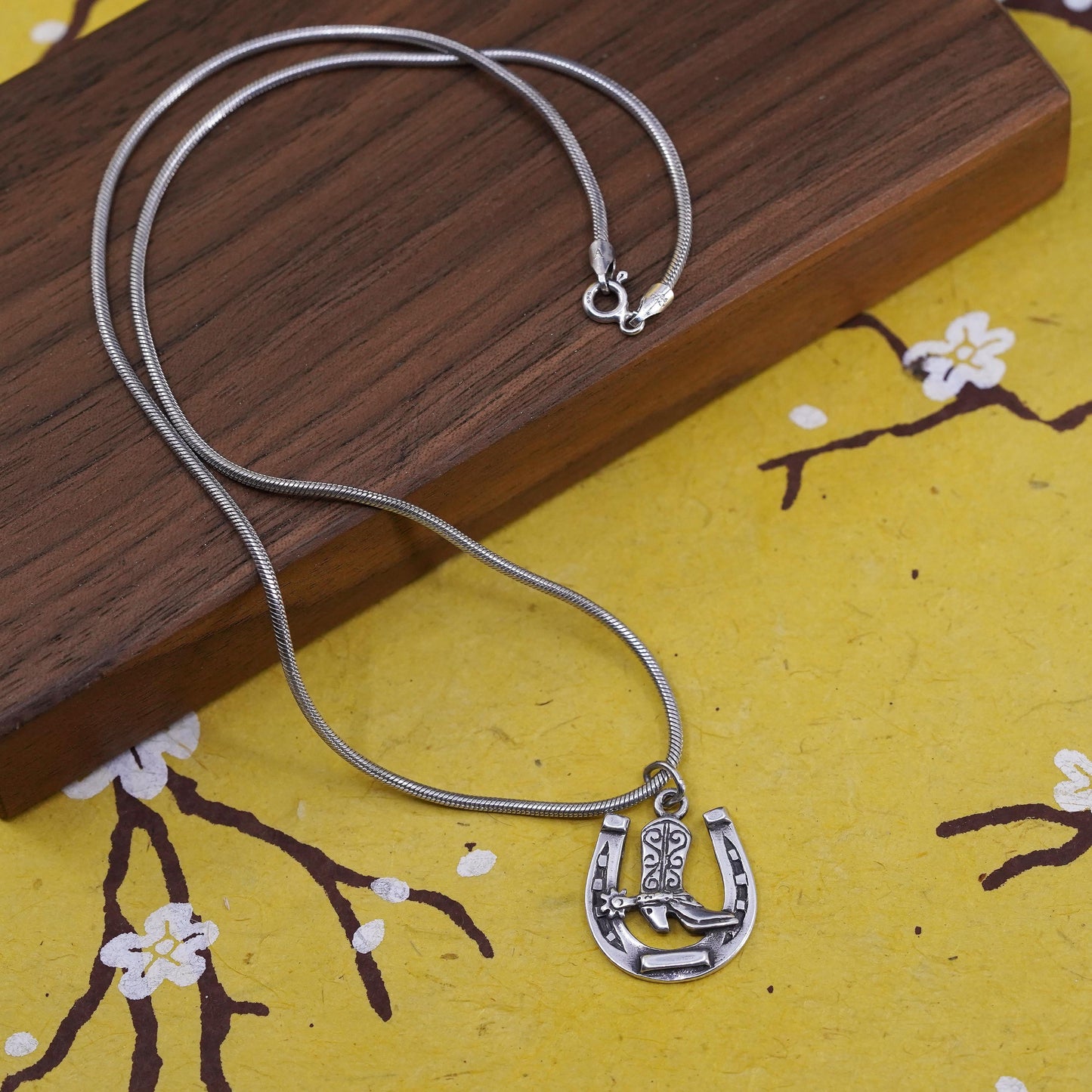 16”, southwestern Sterling silver necklace, 925 snake riding boot horseshoe