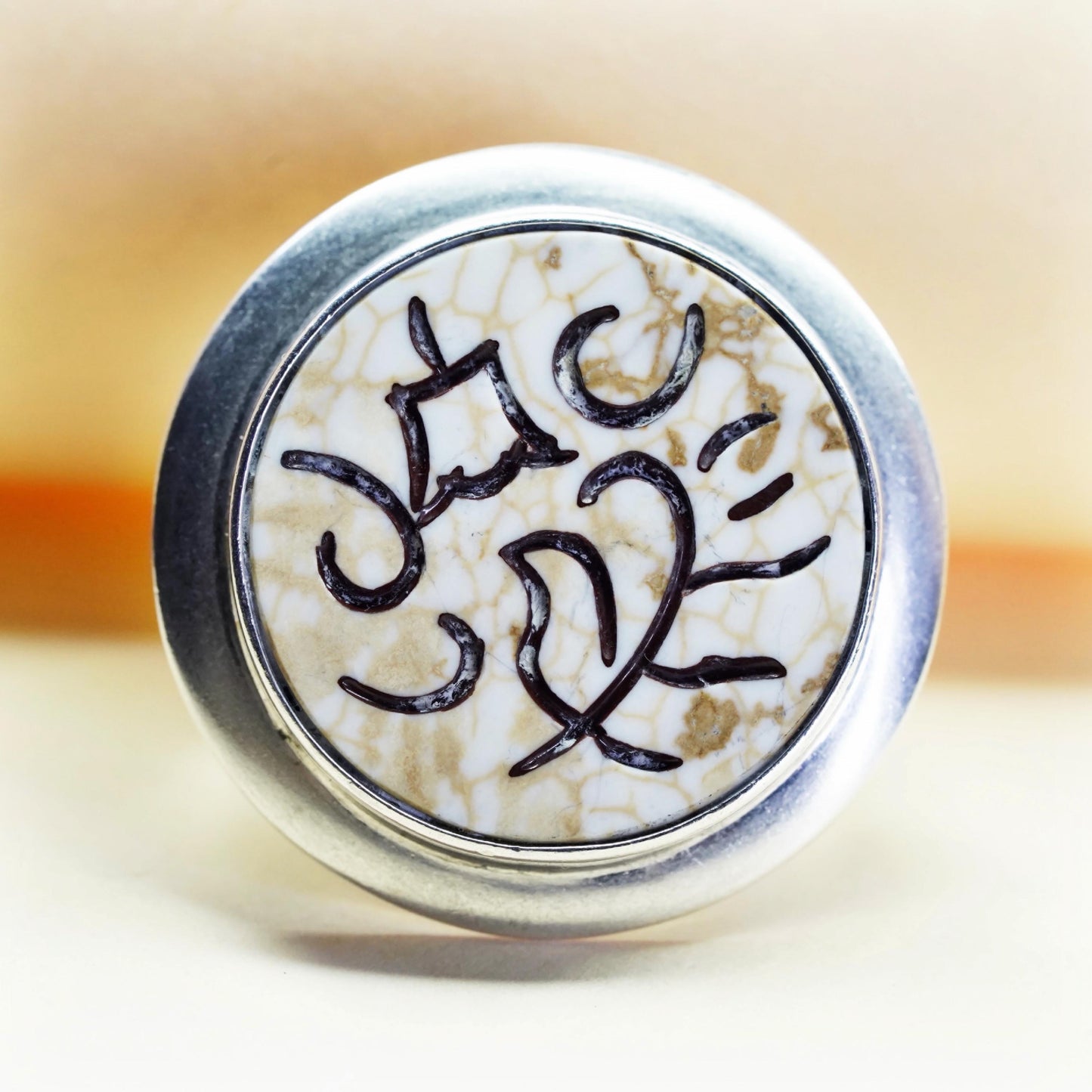 Size 9, Retired SILPADA Sterling 925 Silver White Jasper Carved Ring R2031