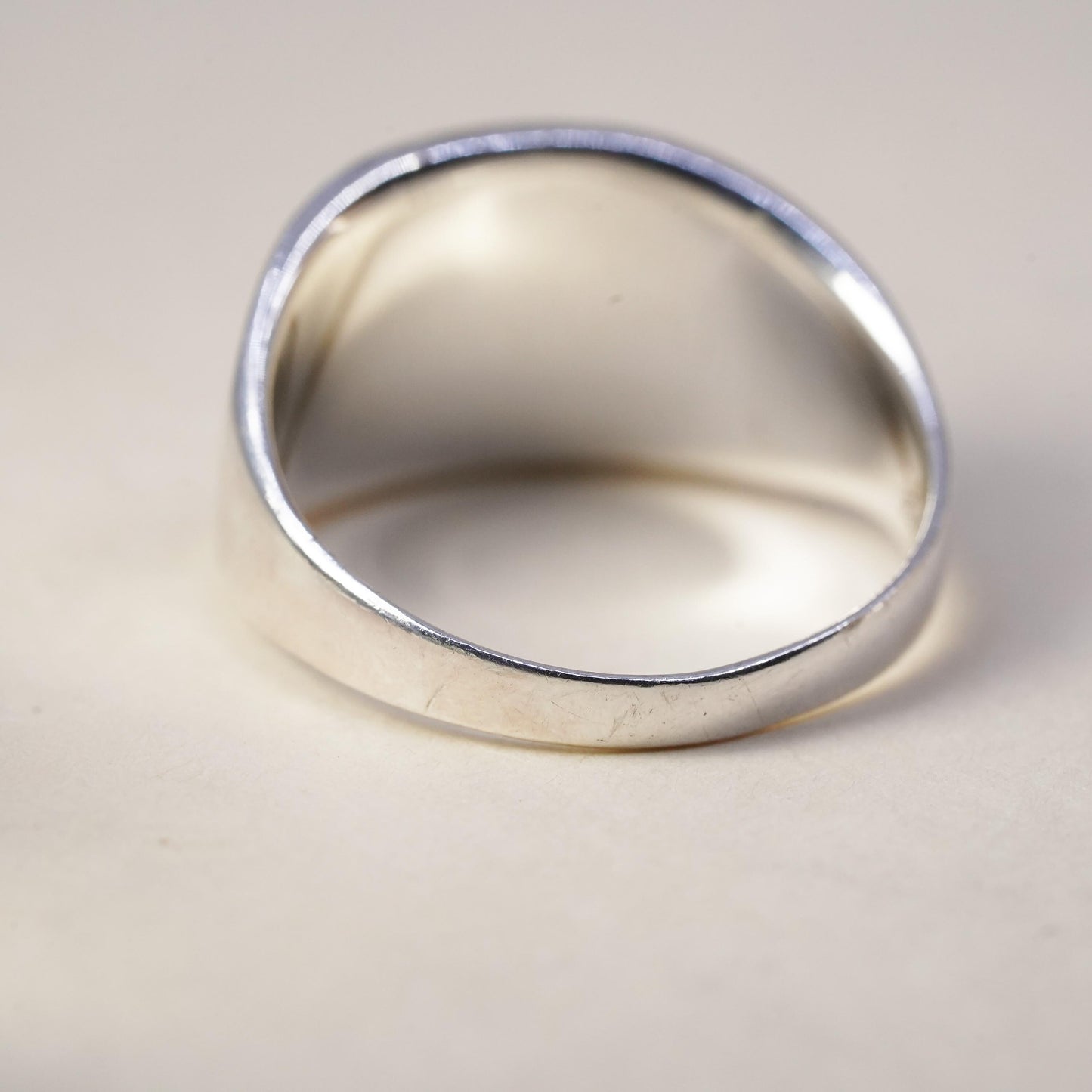Size 8, Vintage sterling silver handmade ring, 925 band with abalone inlay