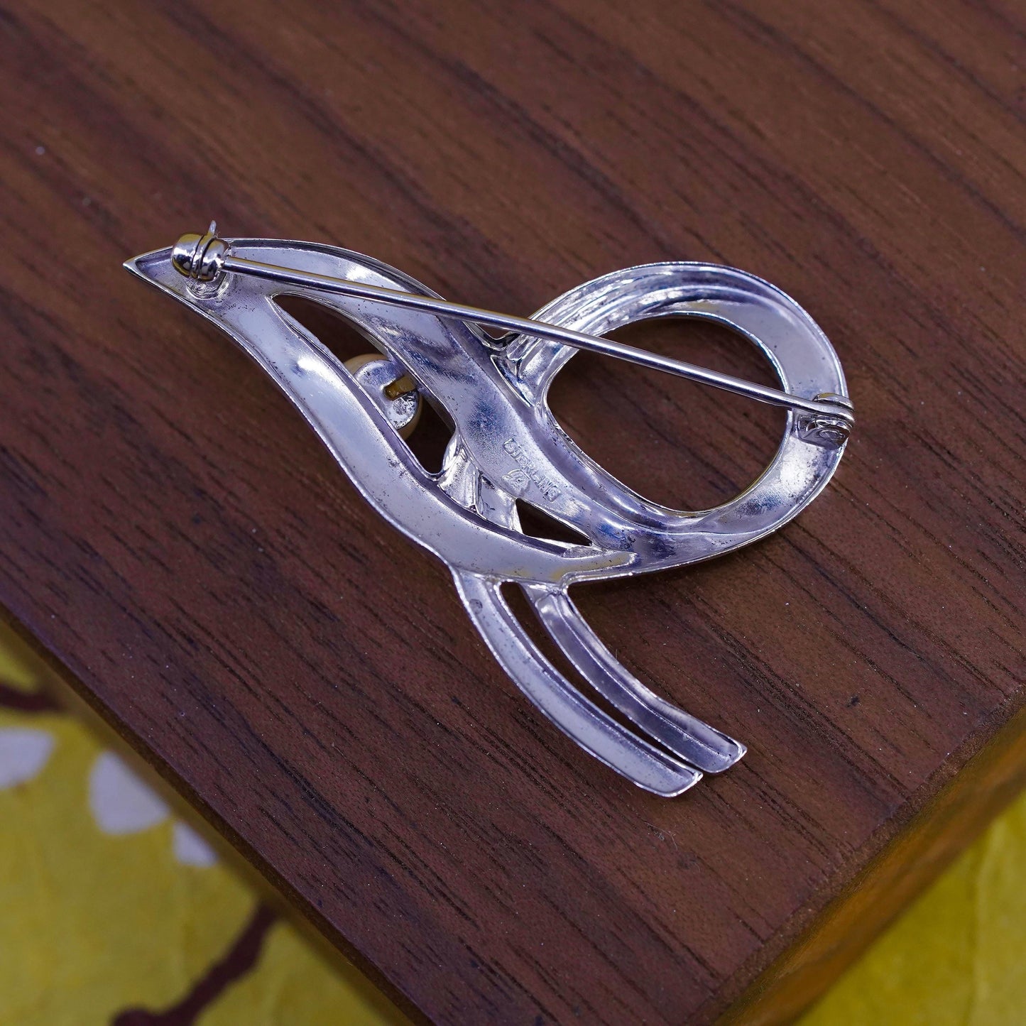 Vintage handmade sterling silver brooch, 925 ribbon brooch with faux pearl