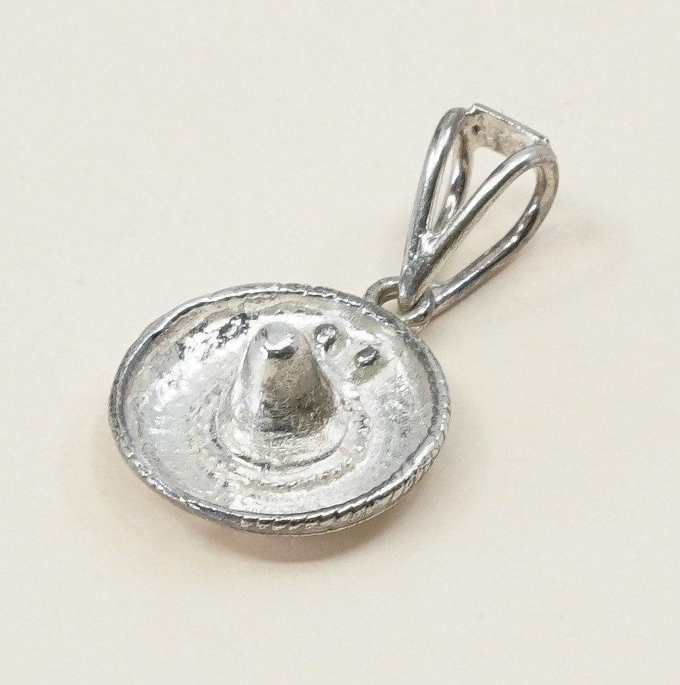 vtg sterling silver handmade pendant, 925 Mexico Sombrero Hat charm
