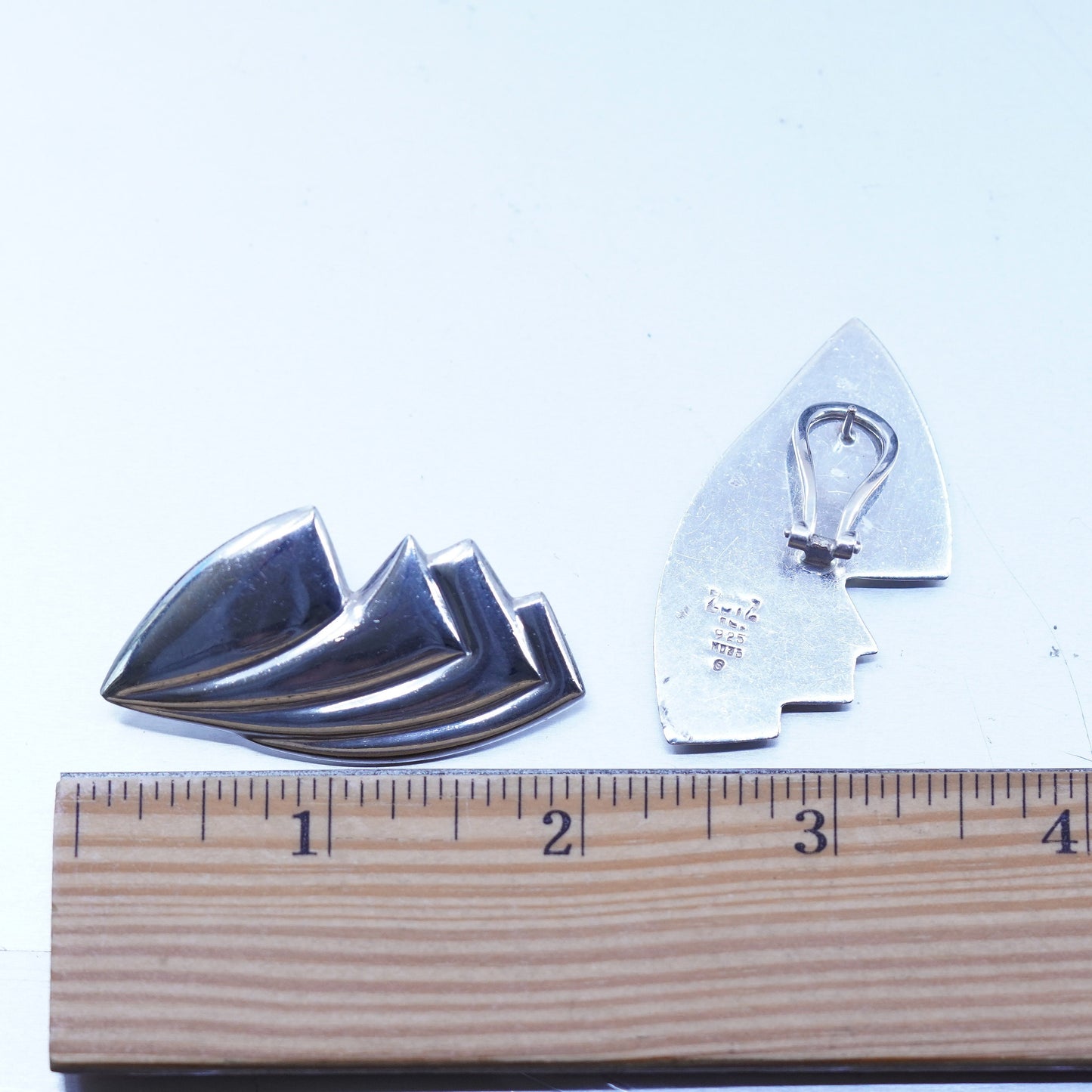 Vintage Mexican Sterling 925 silver handmade earrings, ribbed clip on