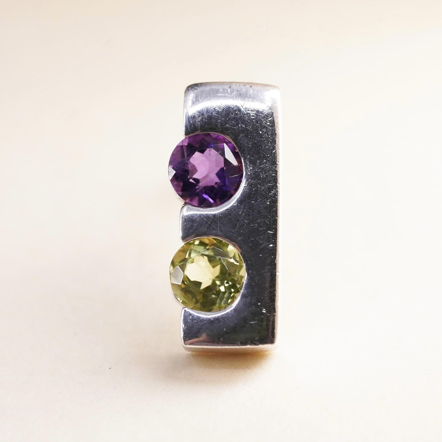 Vintage Sterling 925 silver handmade stud with peridot amethyst, single earring