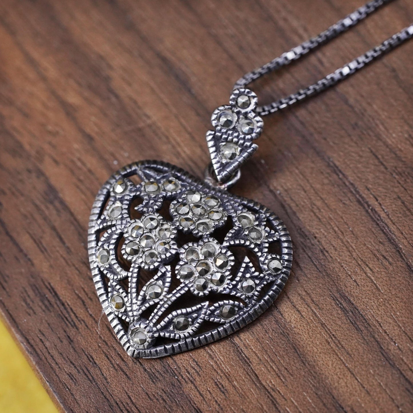 18" 1mm, Sterling silver necklace, 925 box chain with heart marcasite pendant