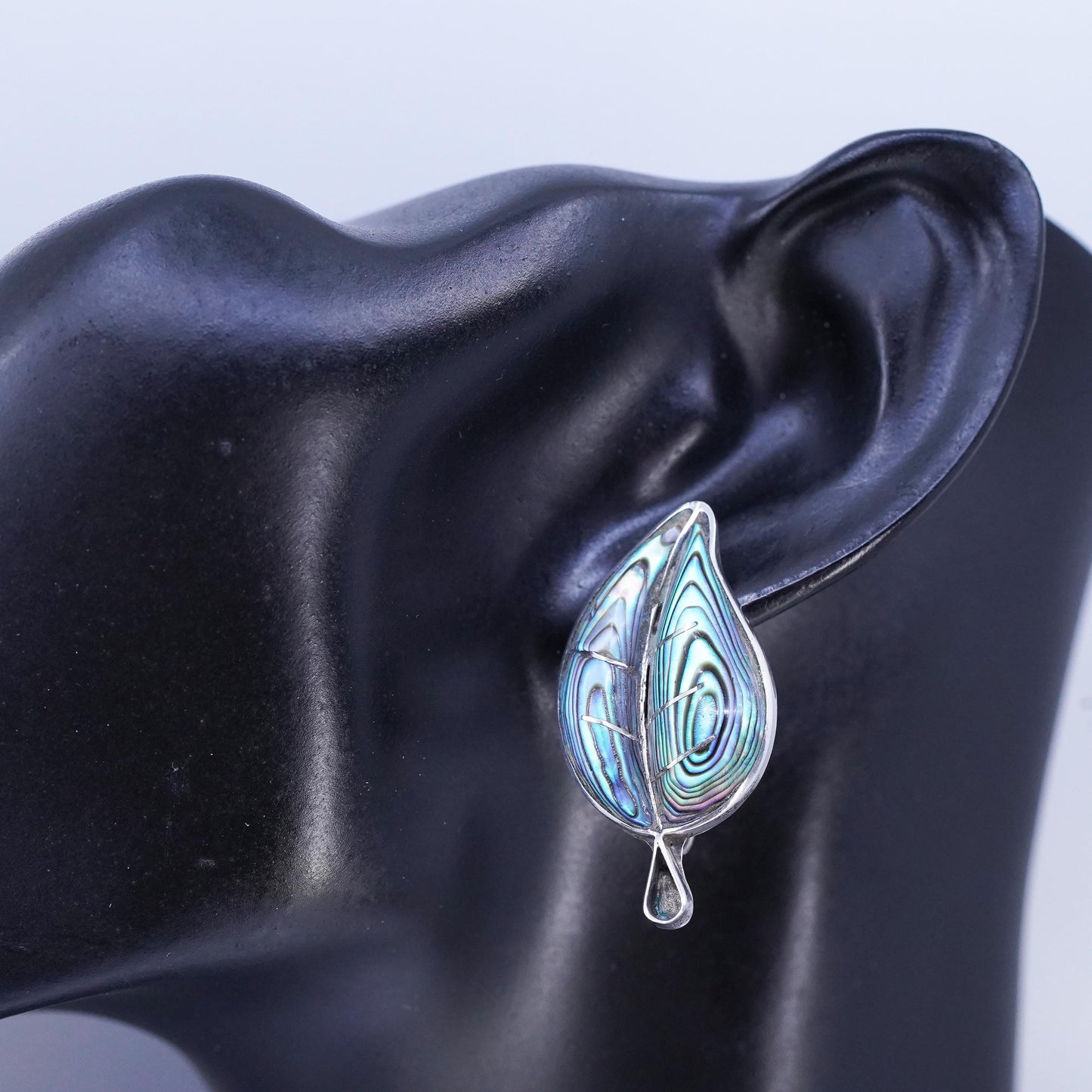 vtg Mexican PA Sterling 925 silver handmade earrings, leaf screw back abalone