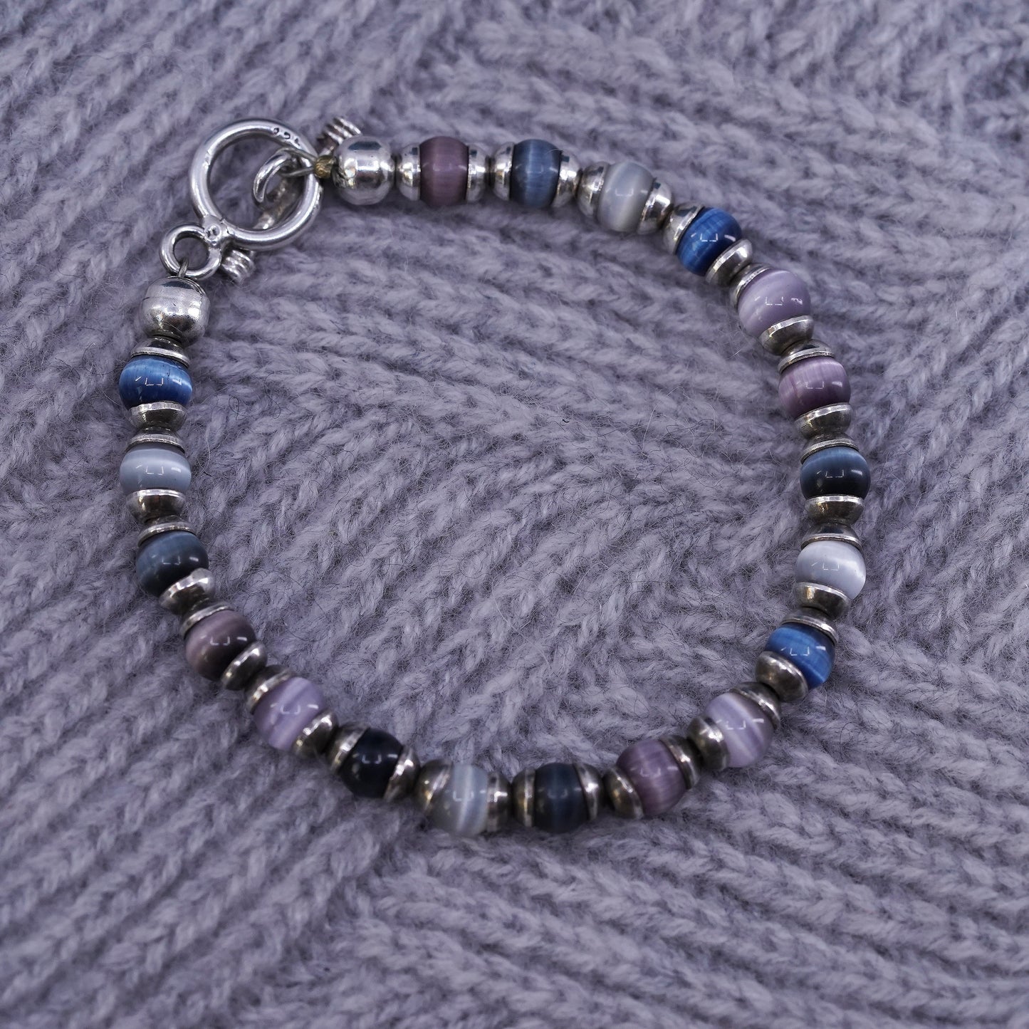 6.75”, sterling 925 silver handmade bracelet with cats eye beads toggle closure