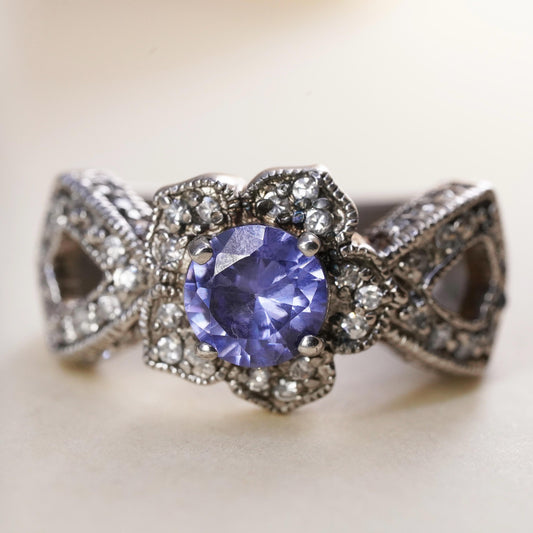 Size 7, vintage Sterling silver 925 cocktail floral ring amethyst cluster Cz