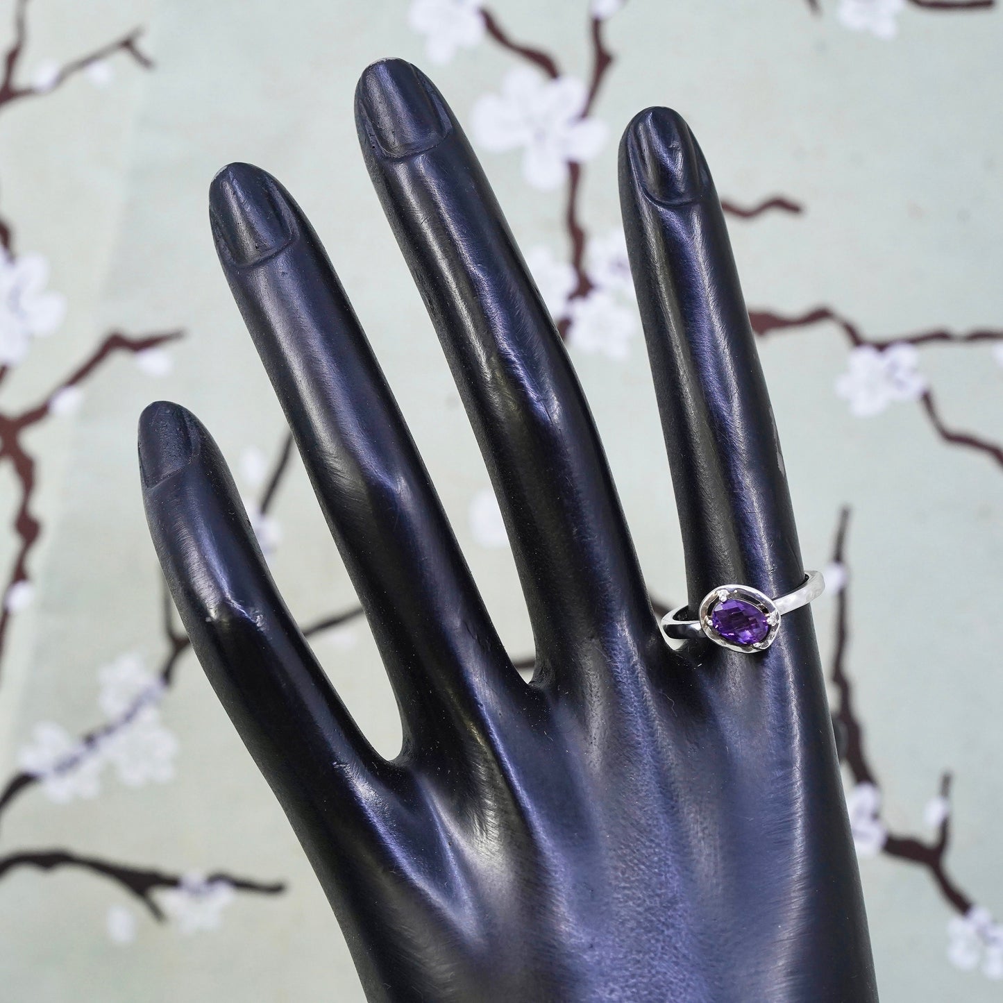 Size 7.5, Silpada stackable Sterling 925 silver handmade ring with amethyst