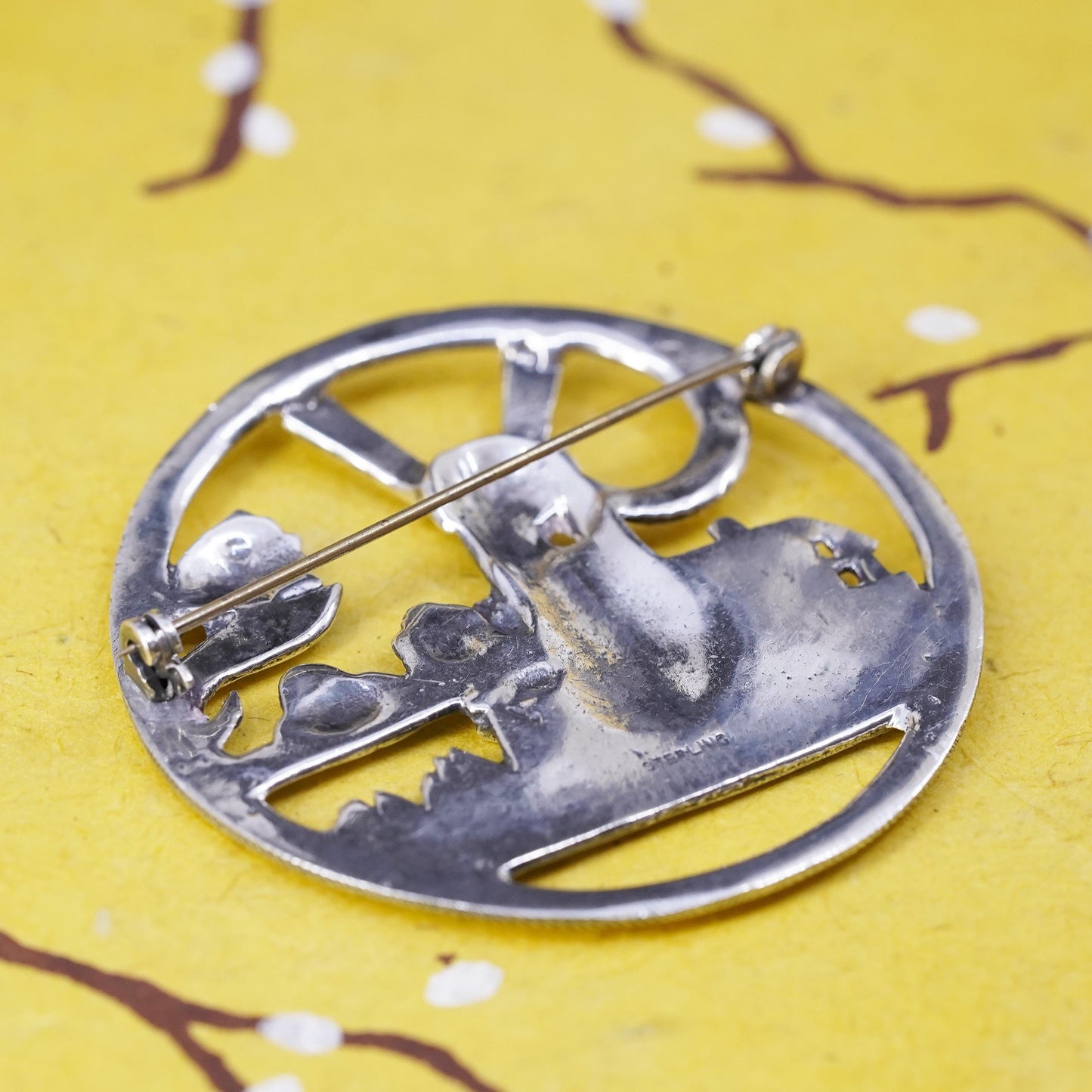 VTG Holland handmade sterling 925 silver tulip flower windmill circle brooch