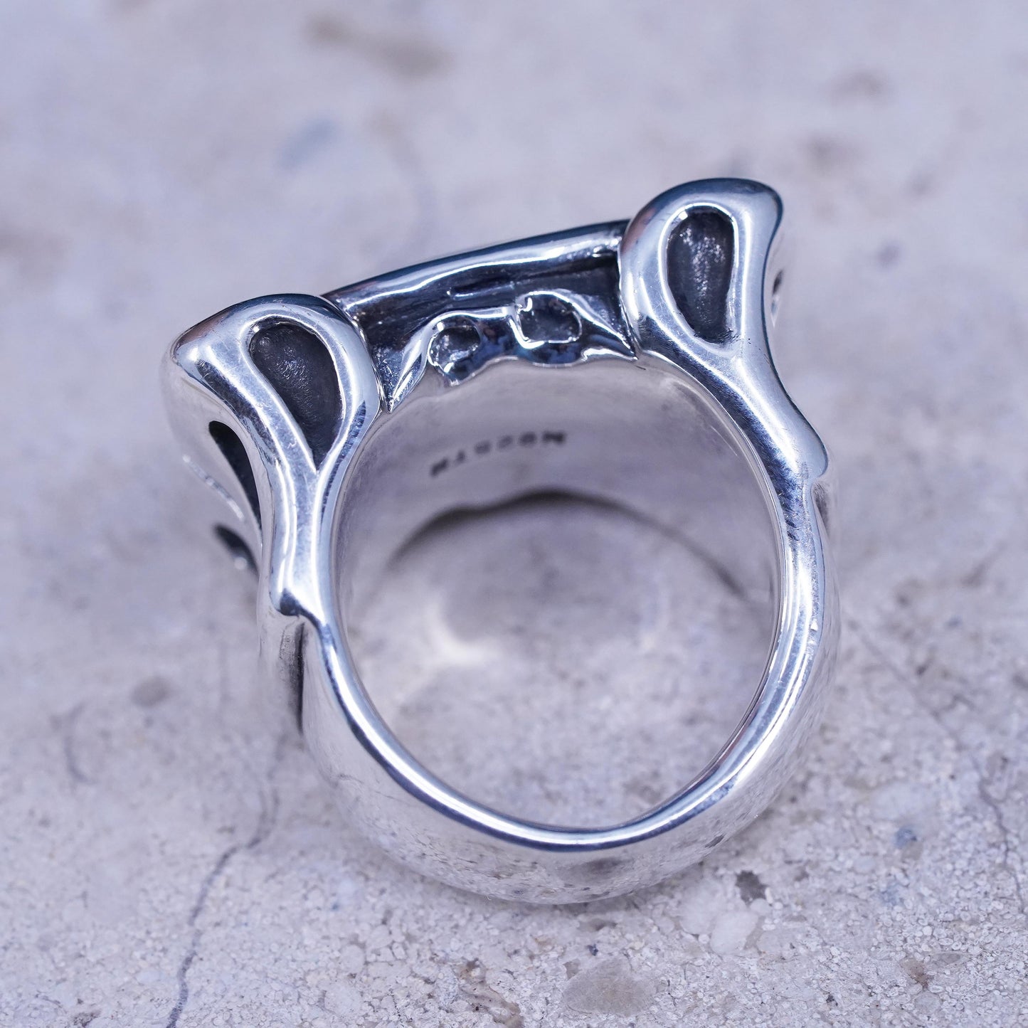 Size 9, Vintage sterling silver handmade statement ring with denim Lapis lazuli