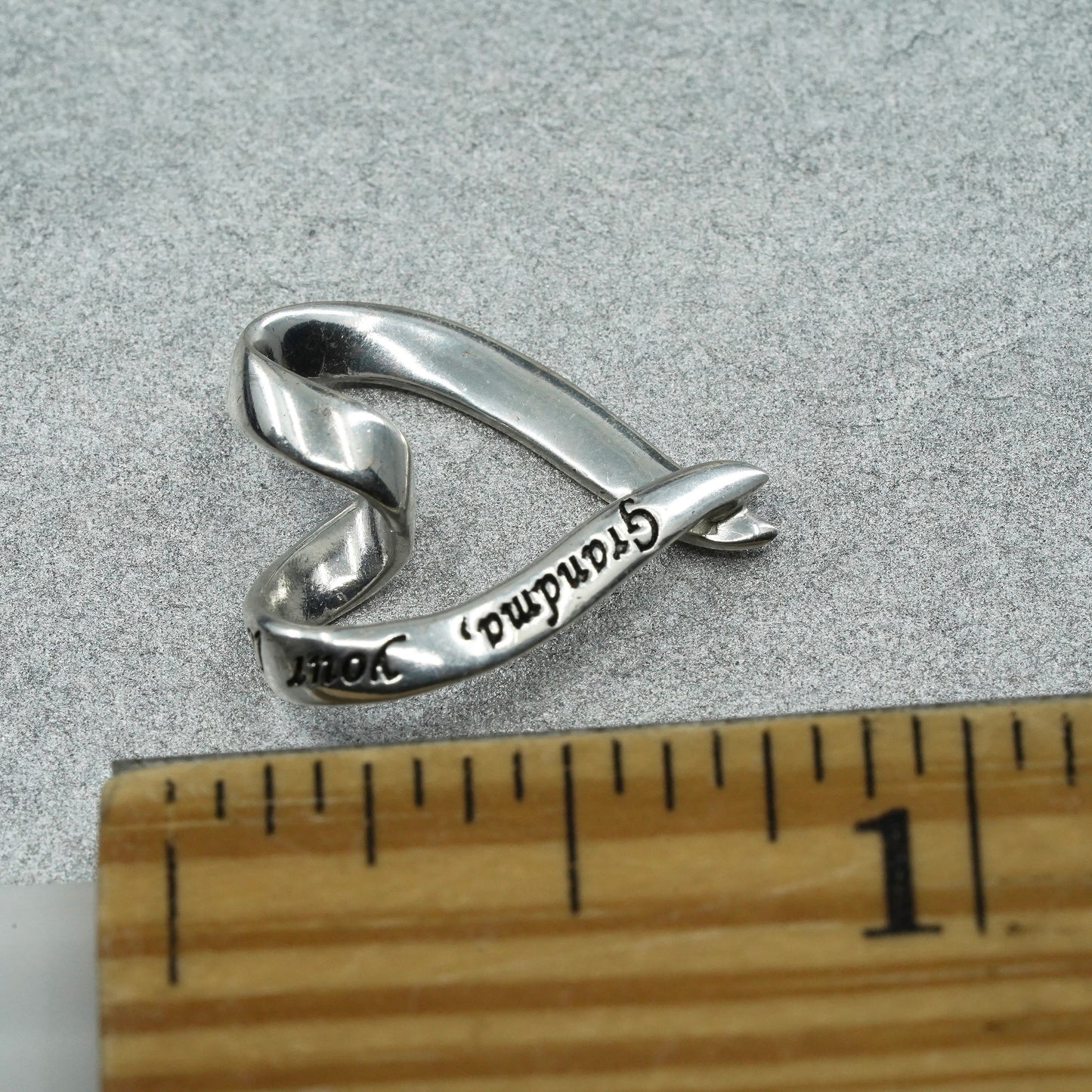 sterling 925 silver entwined heart pendant “grandma your love is a blessing”