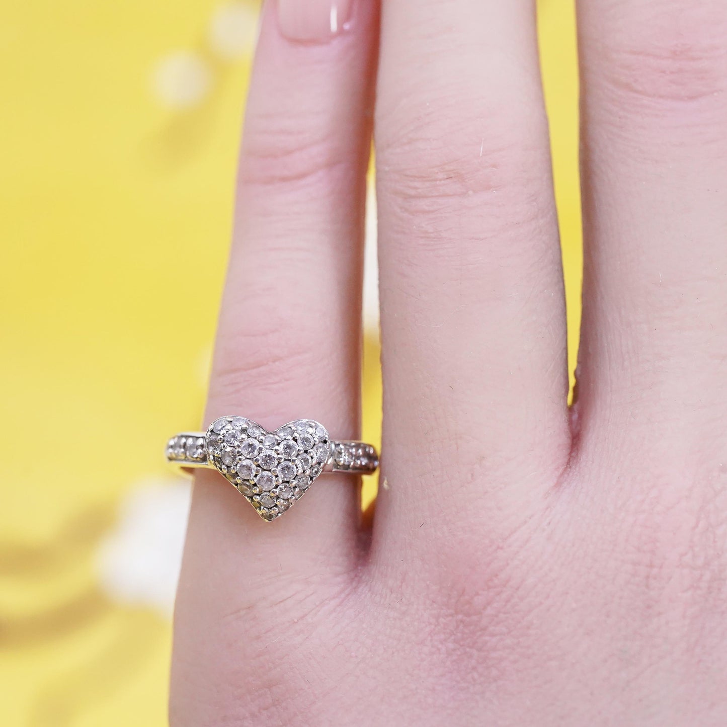 Size 6.5, vintage Sterling 925 silver heart ring with cluster cz
