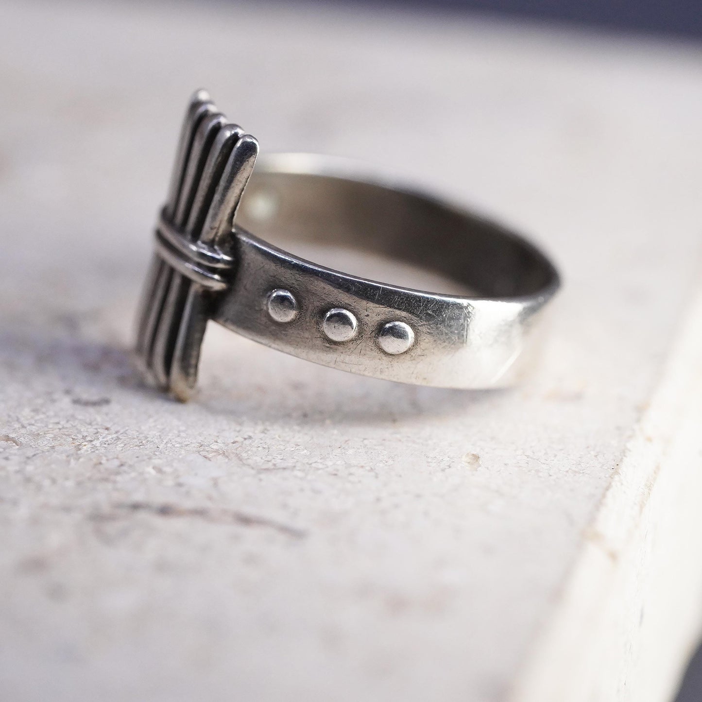 Size 3.5, Vintage Campfire Girls Wood Gathering Sterling Silver 925 Ring