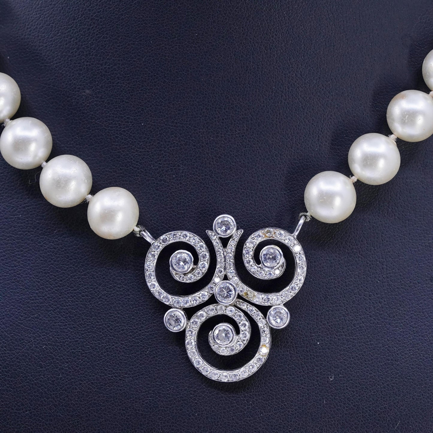16", CWE Sterling 925 silver necklace pearl beads cluster cz spiral pendant