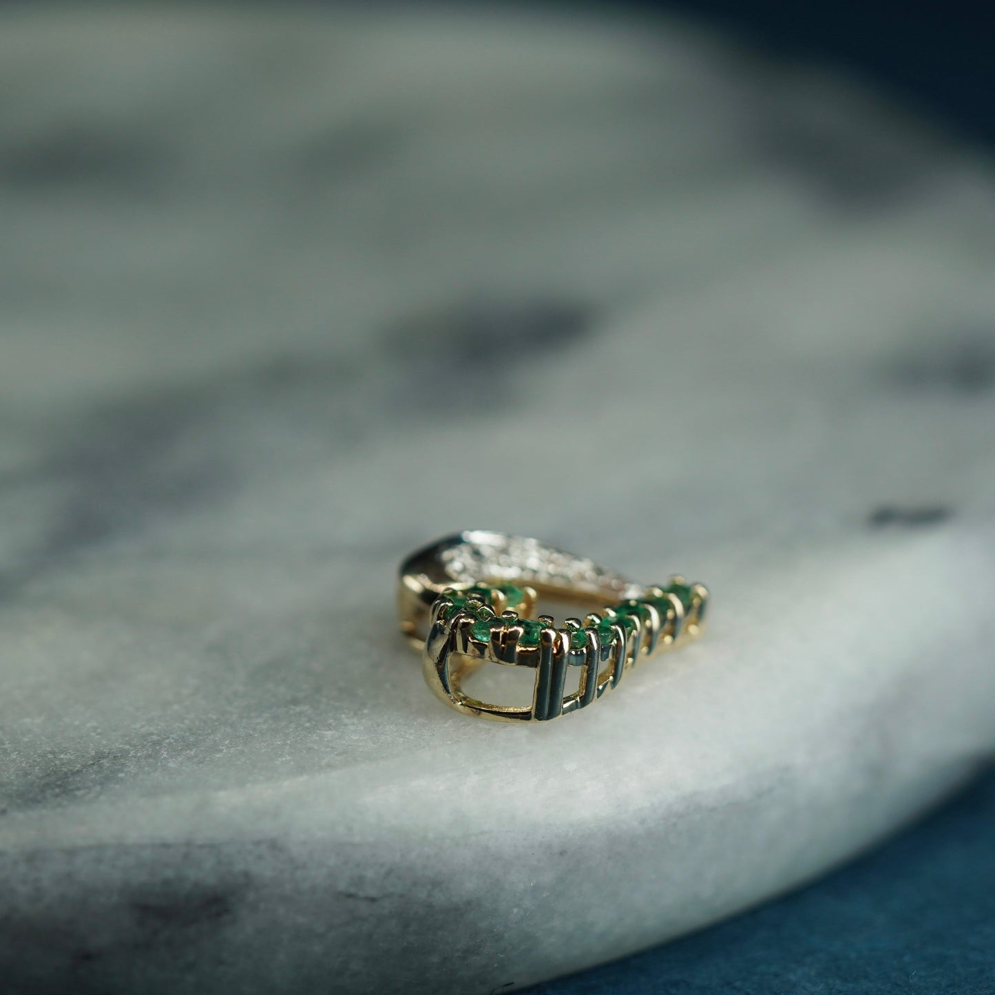vermeil yellow gold over Sterling silver pedant, 925 heart with emerald diamond